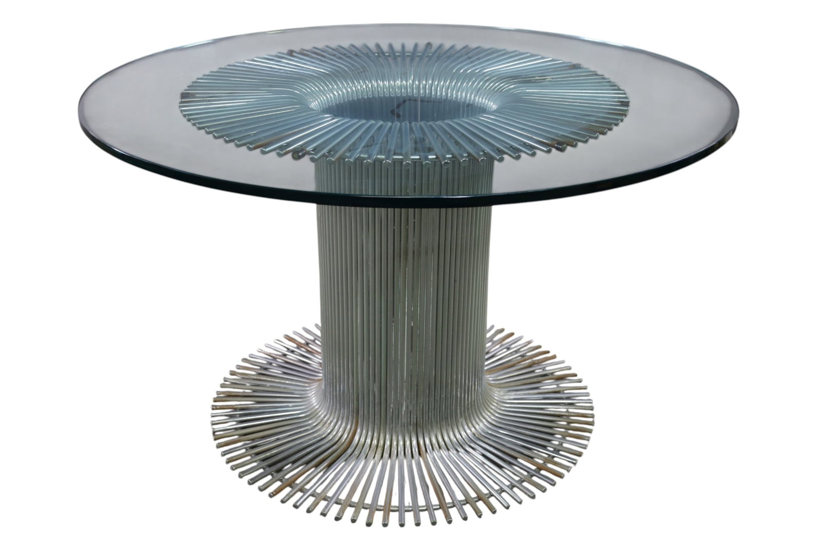 MID CENTURY MODERN DINING TABLE: LARGE GLASS TOP DINING TABLE, ITALIAN CHROME PEDESTAL BASE DINING TABLE, ATTRIBUTED TO GASTON RONALDI FOR RIMA.. SOME PITTING & RUST TO CHROME. 48" DIAM x 28 1/2" H. THIS ITEM EXCEEDS SIZE, WEIGHT,