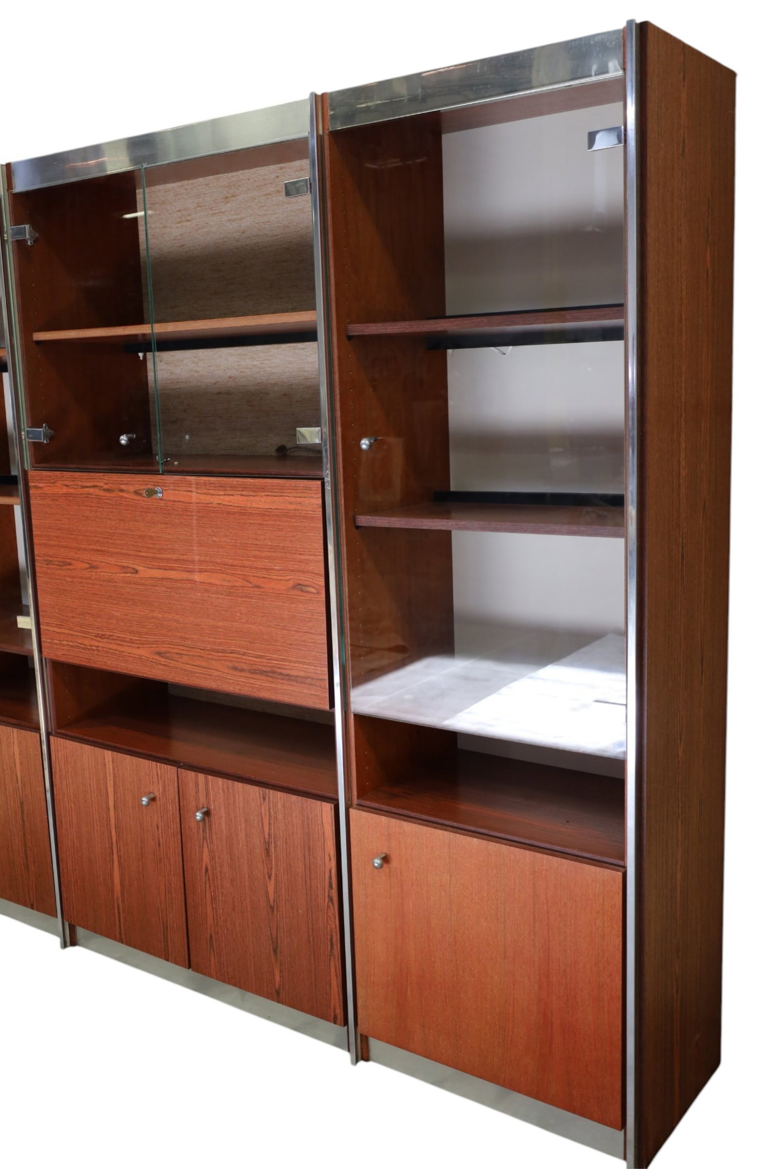 3 PIECE MCM WALL UNIT - 2