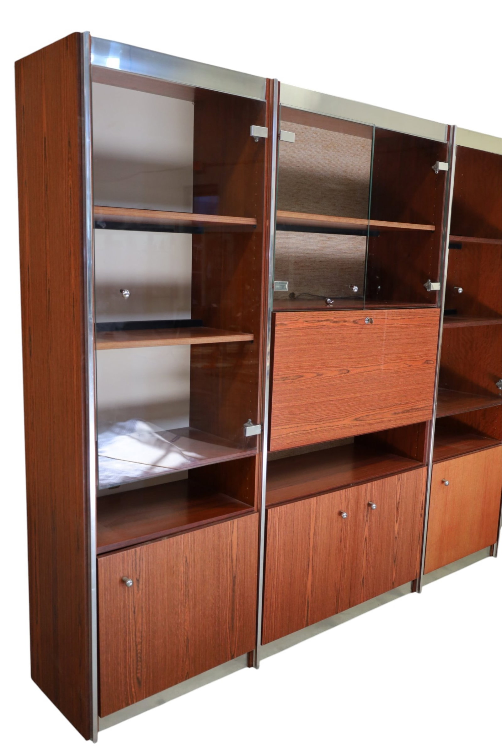 3 PIECE MCM WALL UNIT - 3