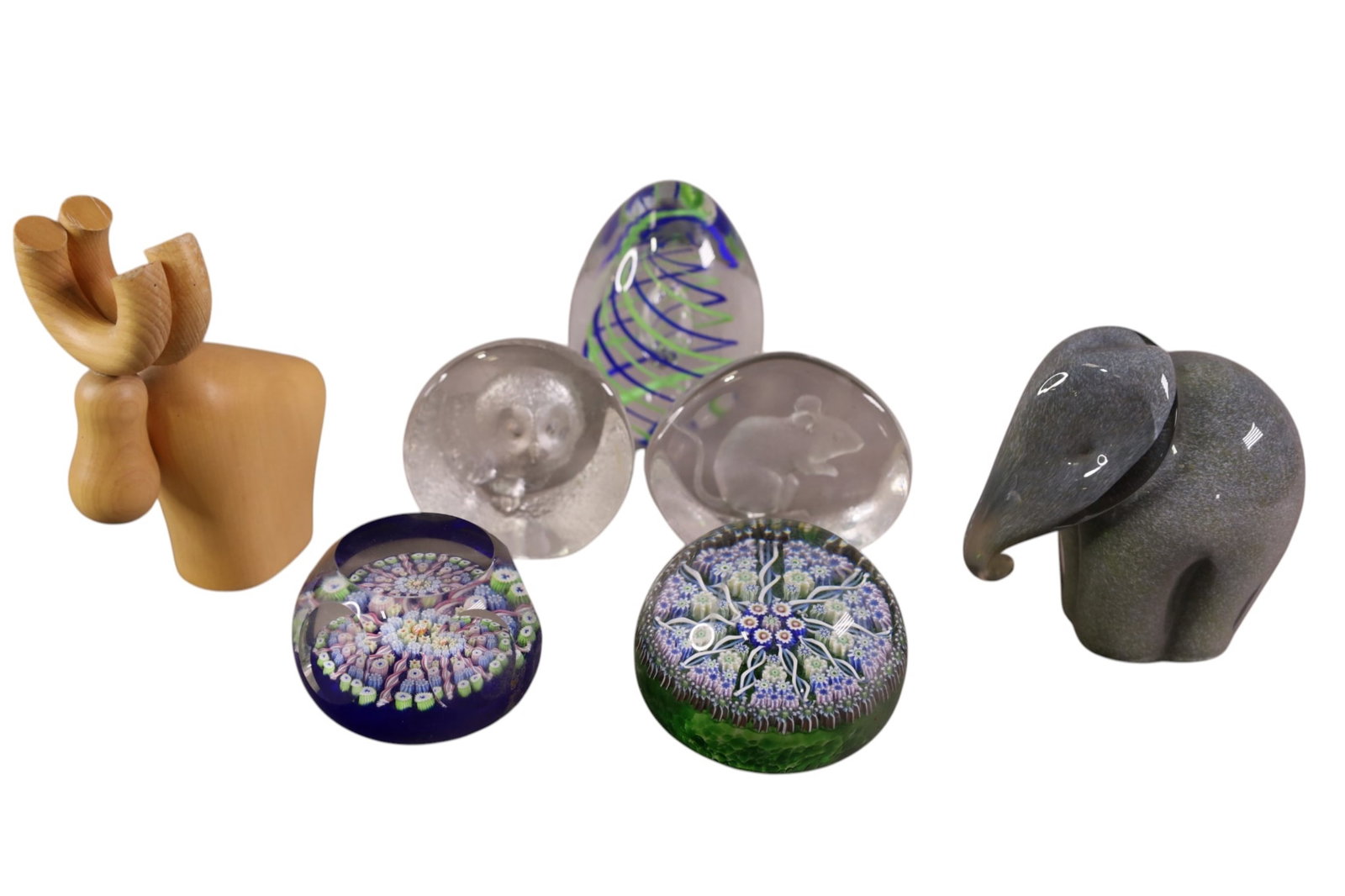 MISC MCM TABLE ITEMS: ART GLASS PAPERWEIGHTS & FIGURES. 2" - 5" H.