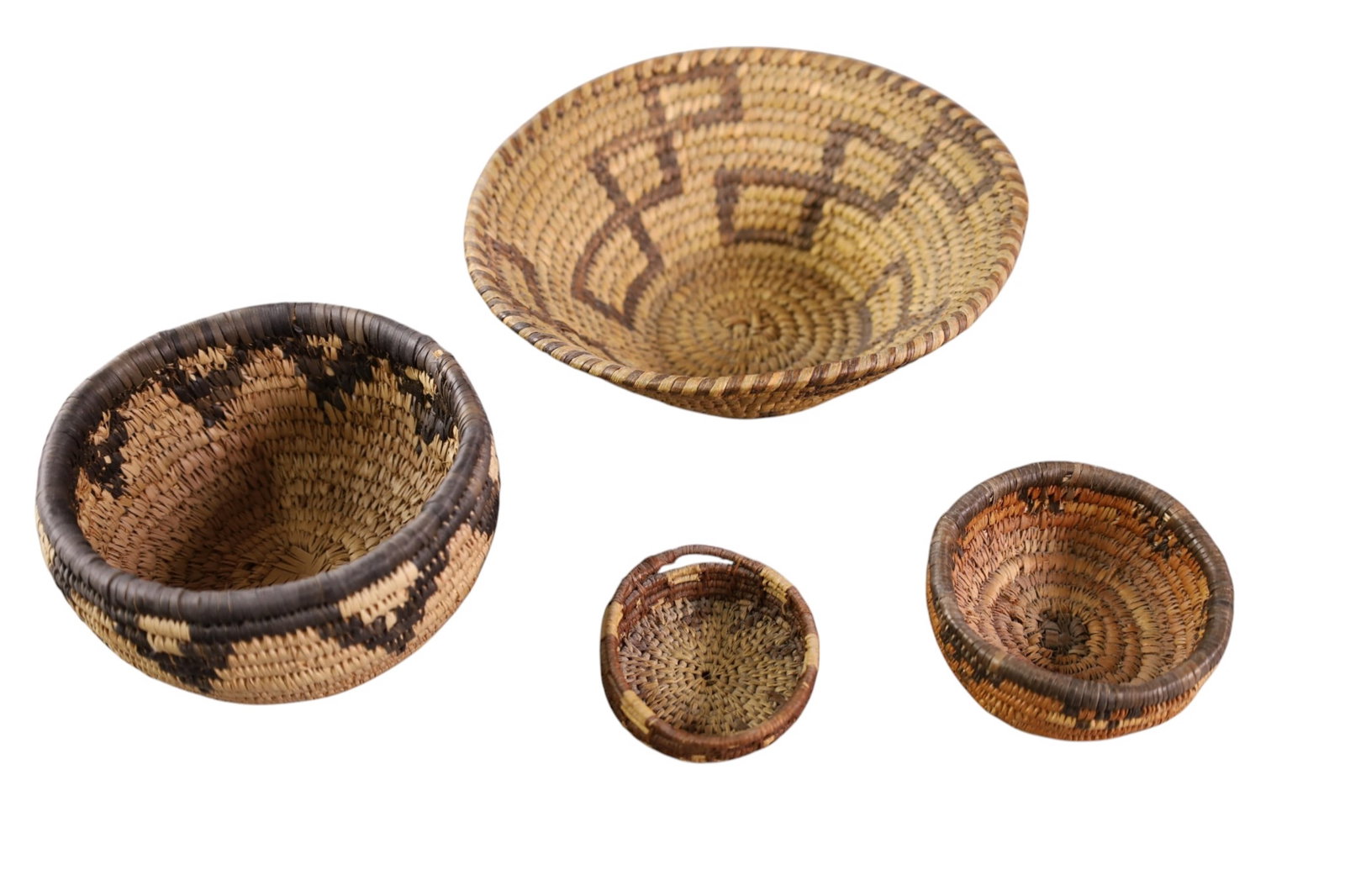 4 NATIVE AMERICAN BASKETS (1 of 2)