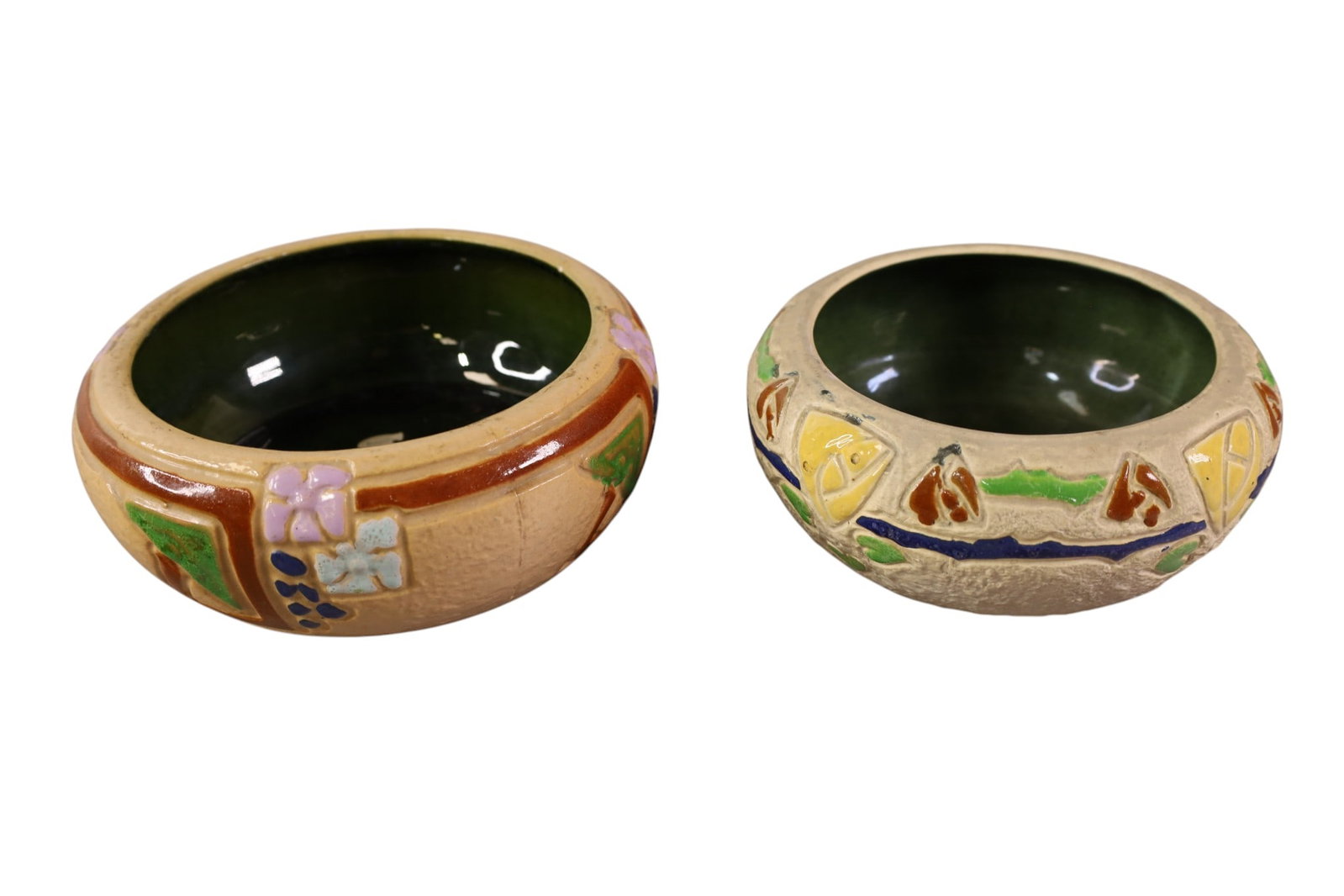 2 PIECES OF ROSEVILLE POTTERY (1 of 4)