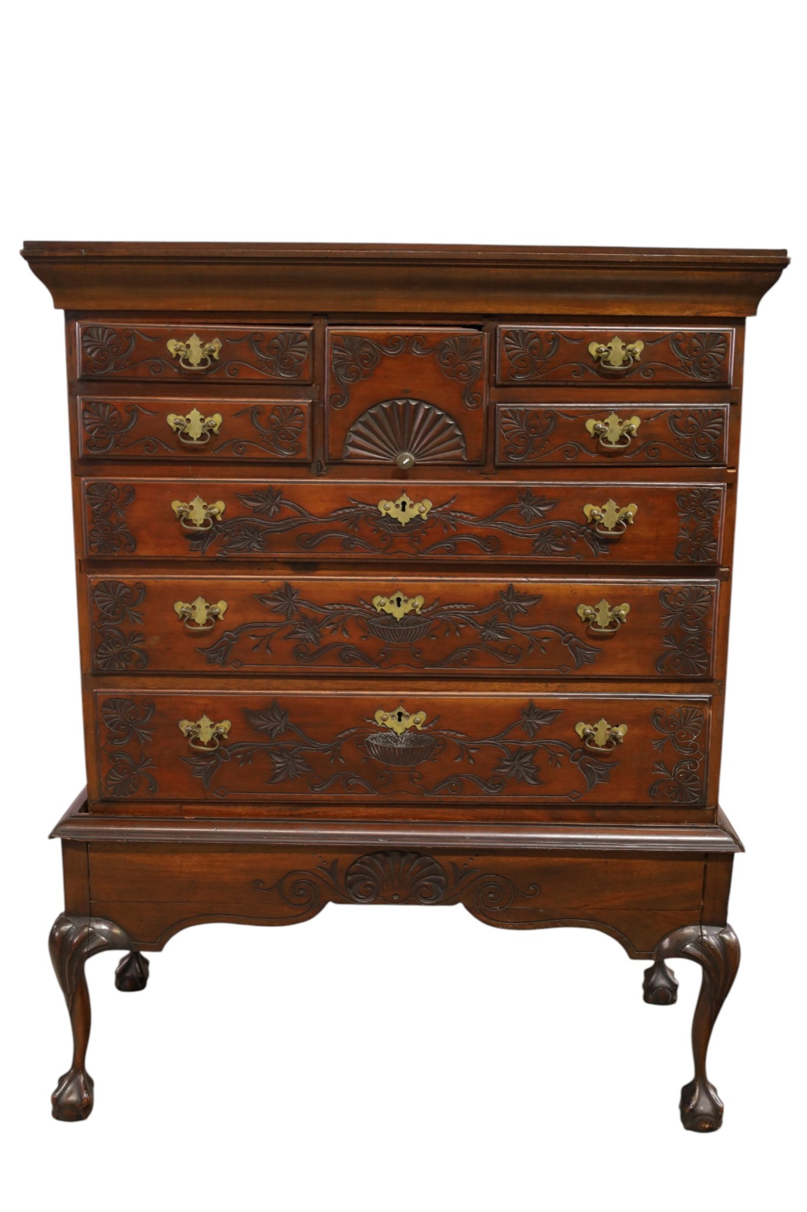 CHIPPENDALE MAHOGANY HIGHBOY: TWO PIECE MAHOGANY CHIPPENDALE HIGHBOY, 8 DRAWER, CARVED DRAWER FRONTS. BALL AND CLAW FOOT. WITH KEY. MINOR WEAR TO FINISH. 39 1/2" W x 17 1/2" D x 51" H. THIS ITEM EXCEEDS SIZE, WEIGHT, AND OR