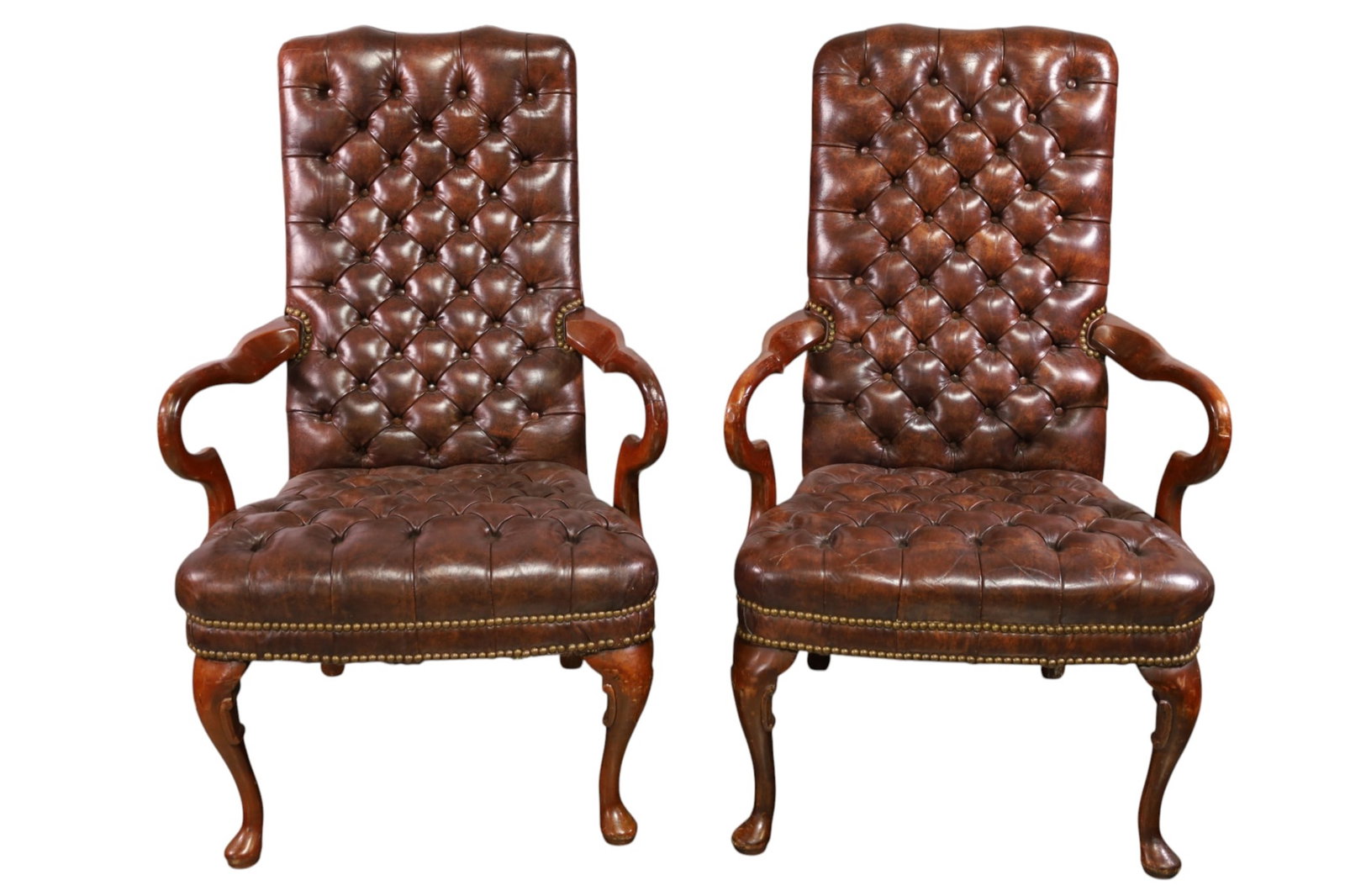 PAIR OF CHESTERFIELD ARMCHAIRS: PAIR OF CHESTERFIELD, WOOD FRAMED. SCUFFS TO UPHOLSTERY. 24" W x 27" D x 42" H. THIS ITEM EXCEEDS SIZE, WEIGHT, AND OR FRAGILITY LIMITATIONS FOR IN HOUSE SHIPPING, MUST BE PICKED UP IN HOUSE OR