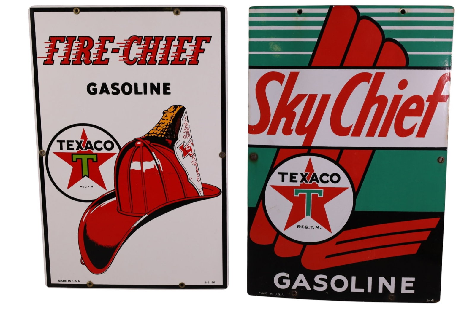 2 TEXACO PORCELAIN PUMP PLATES (1 of 2)
