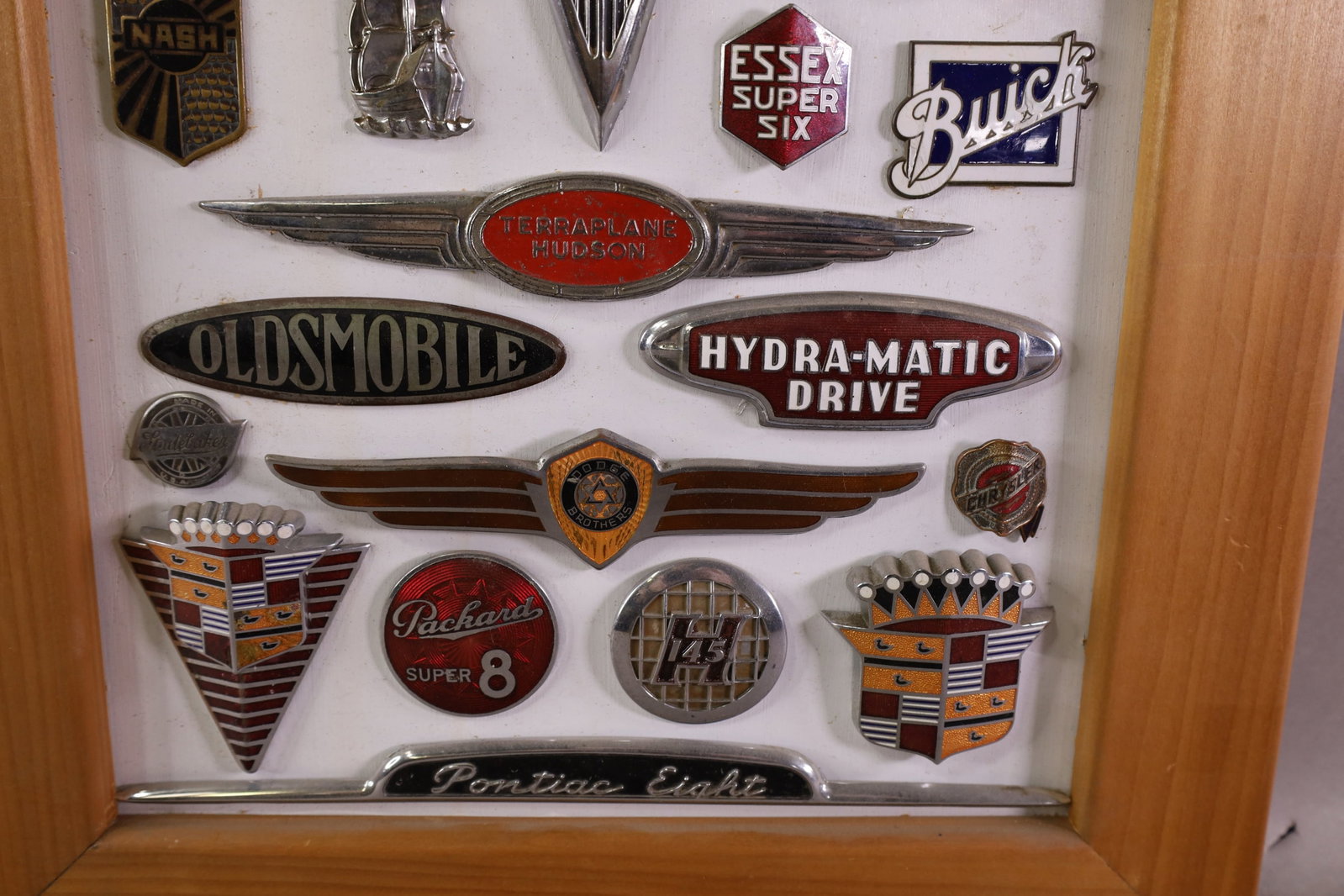 MISC CAR BADGES & EMBLEMS - 5