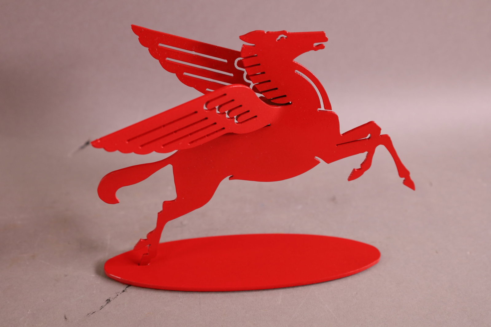 2 MOBIL PEGASUS STATUETTES - 3