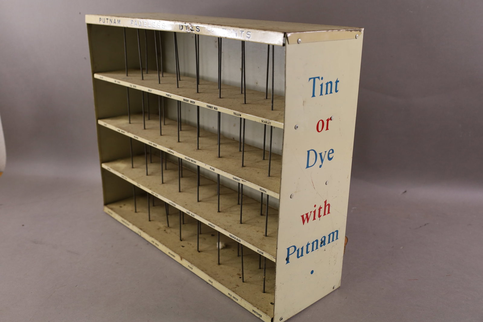 PUTNAM DYE CABINET - 2