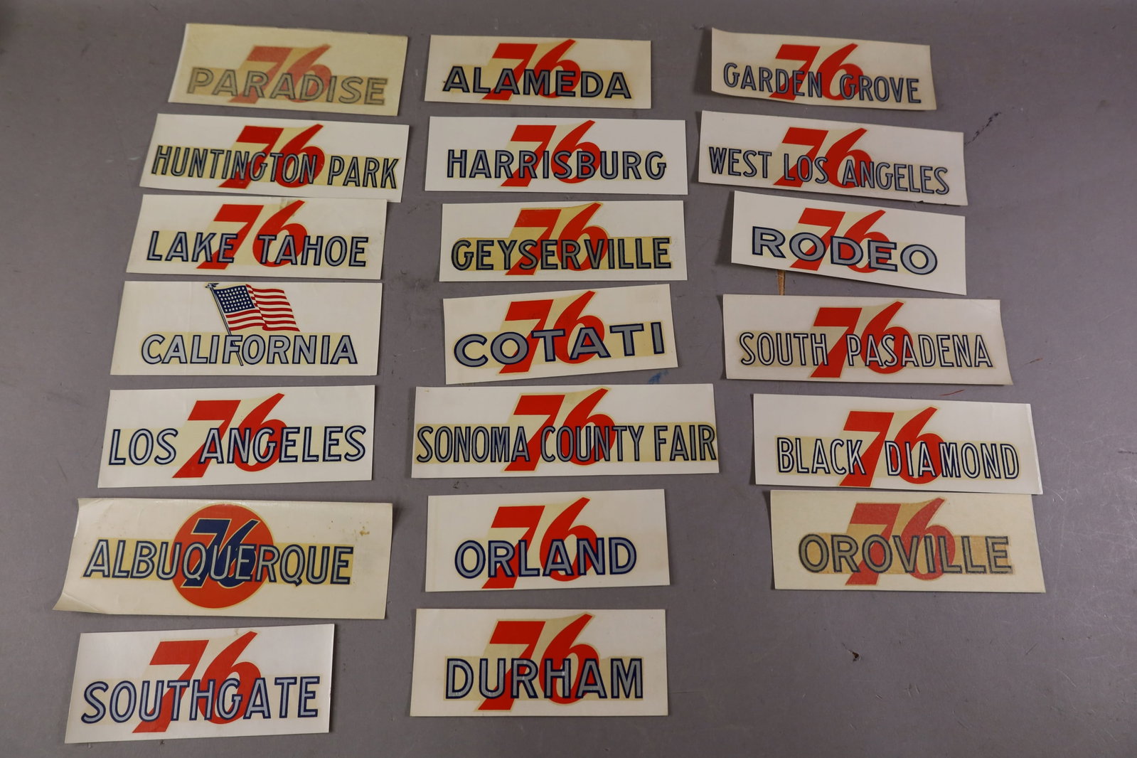 20 UNION 76 WATER TRANSFER DECALS (1 of 3)
