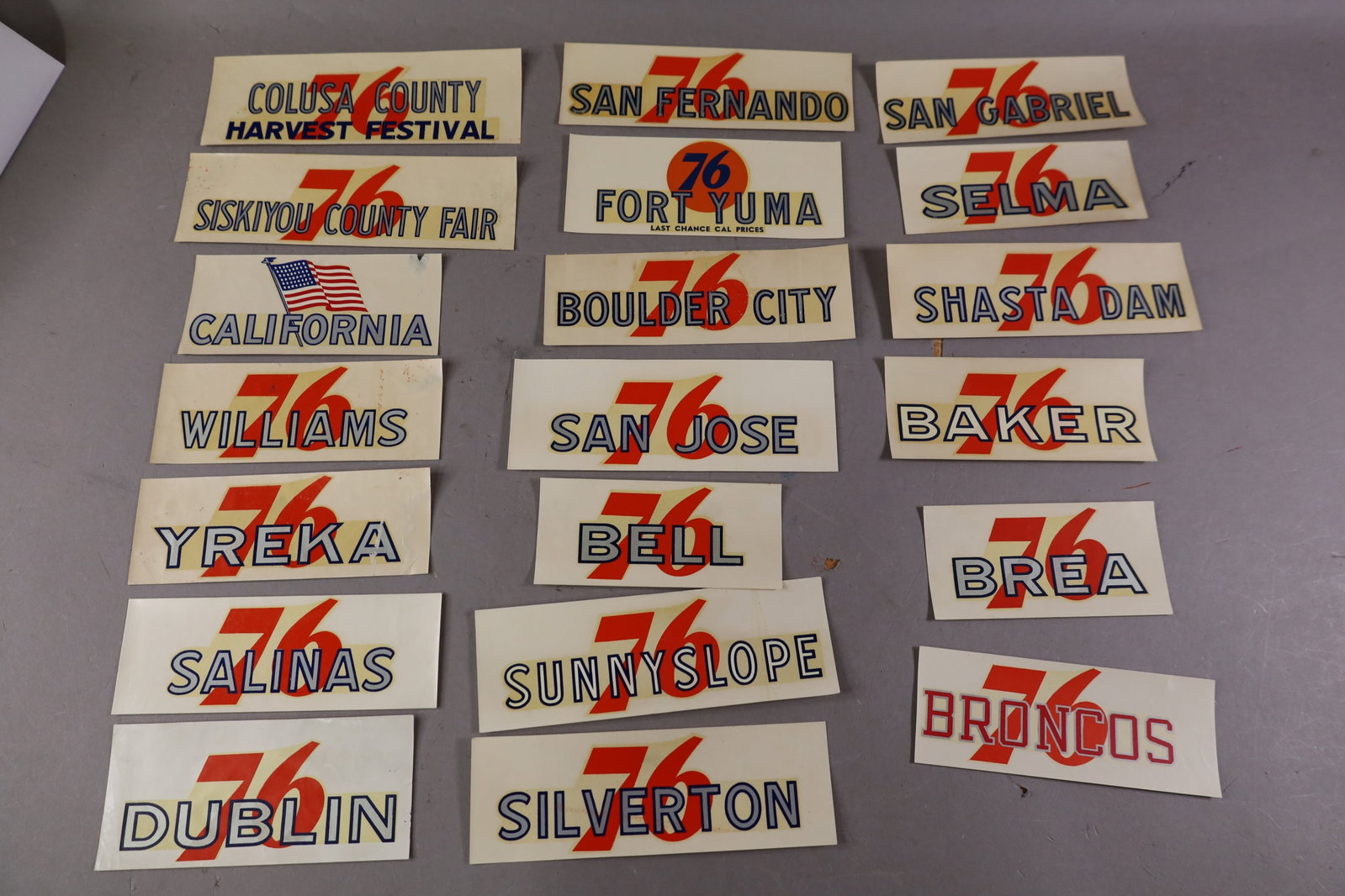 20 UNION 76 WATER TRANSFER DECALS (1 of 3)