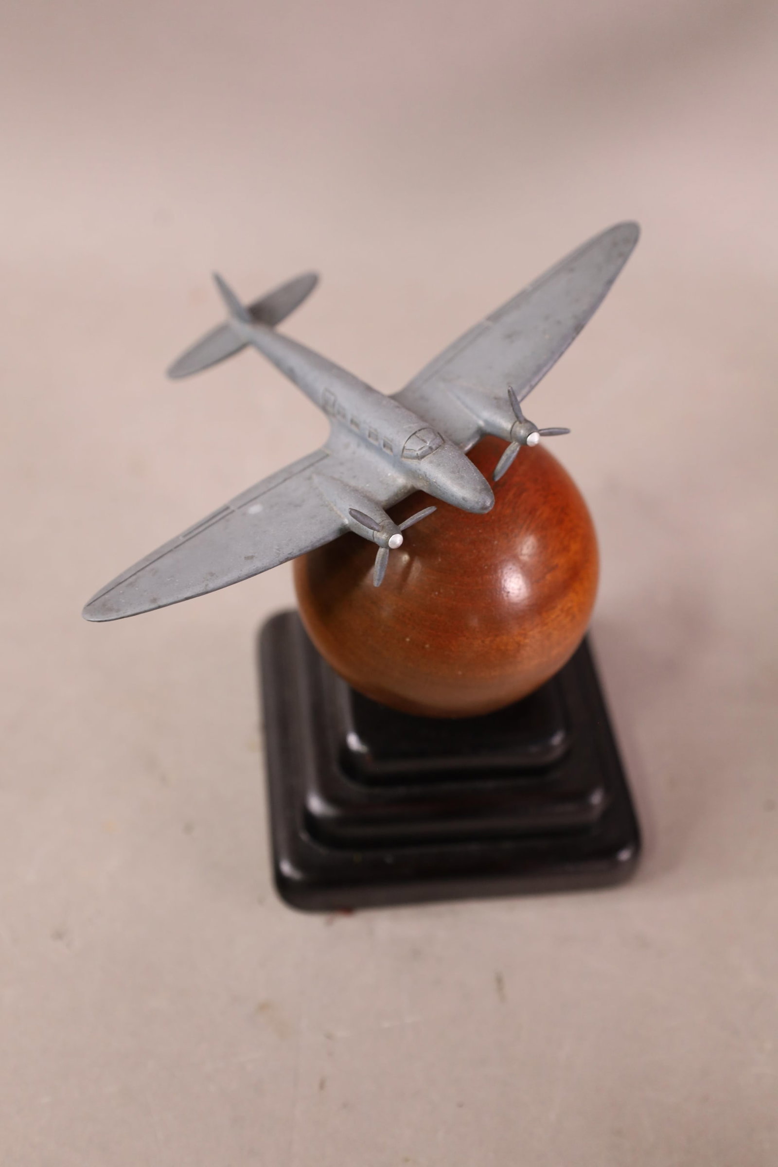 7 AIRPLANE MODELS - 5