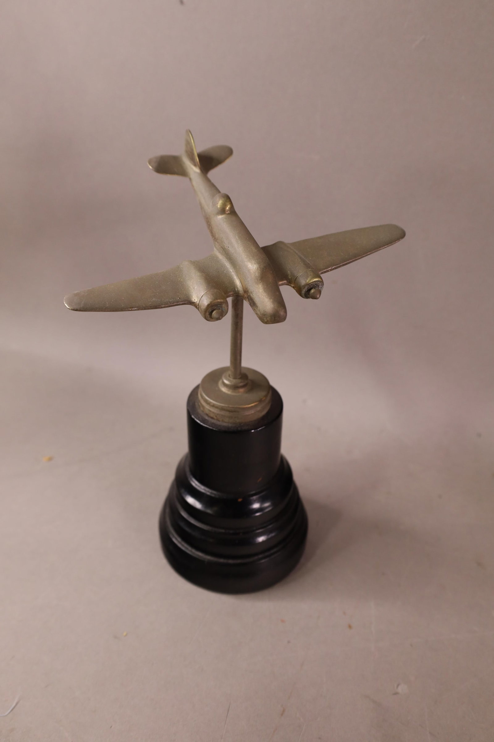 4 AIRPLANE MODELS - 2