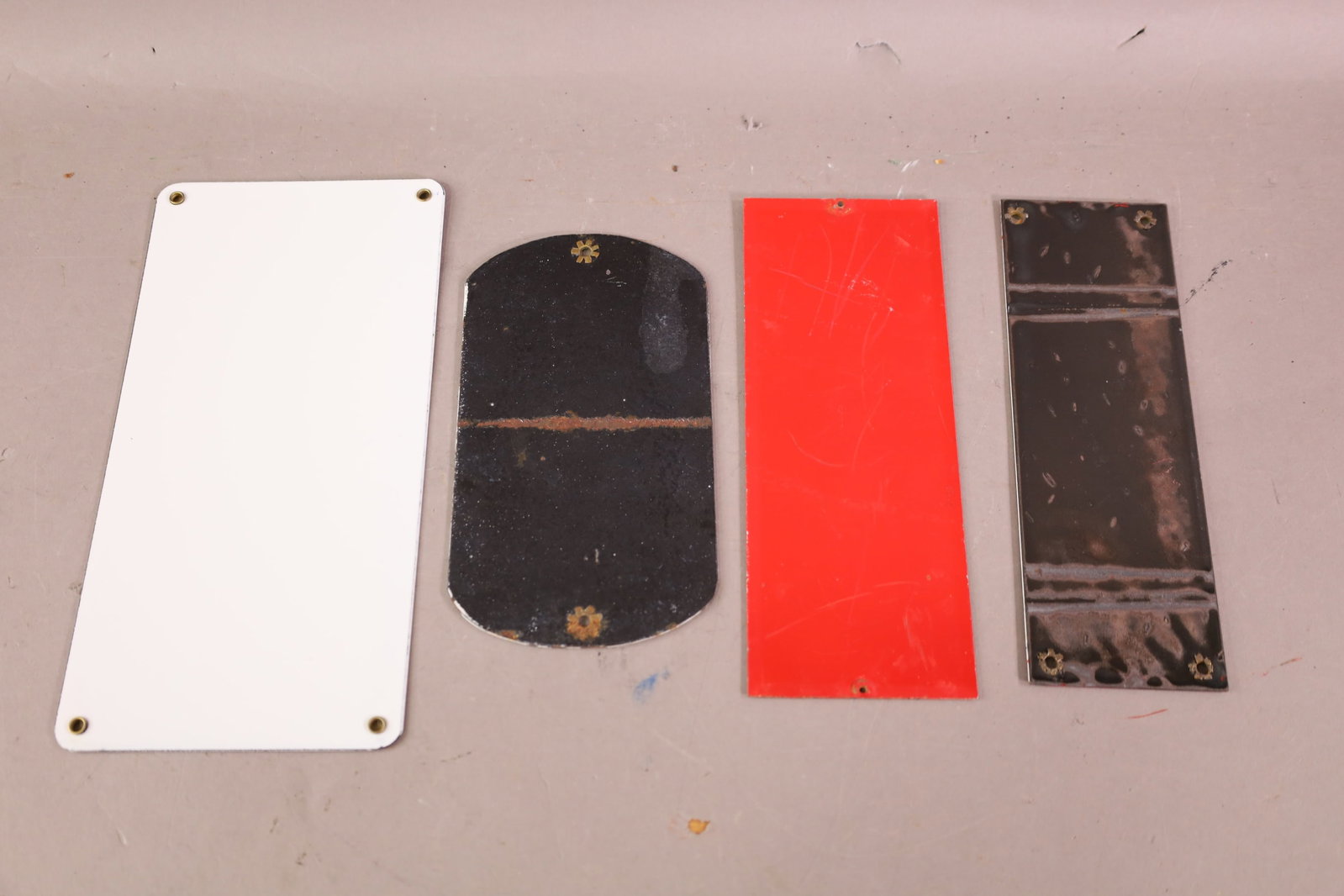 4 SMALL PORCELAIN SIGNS - 2