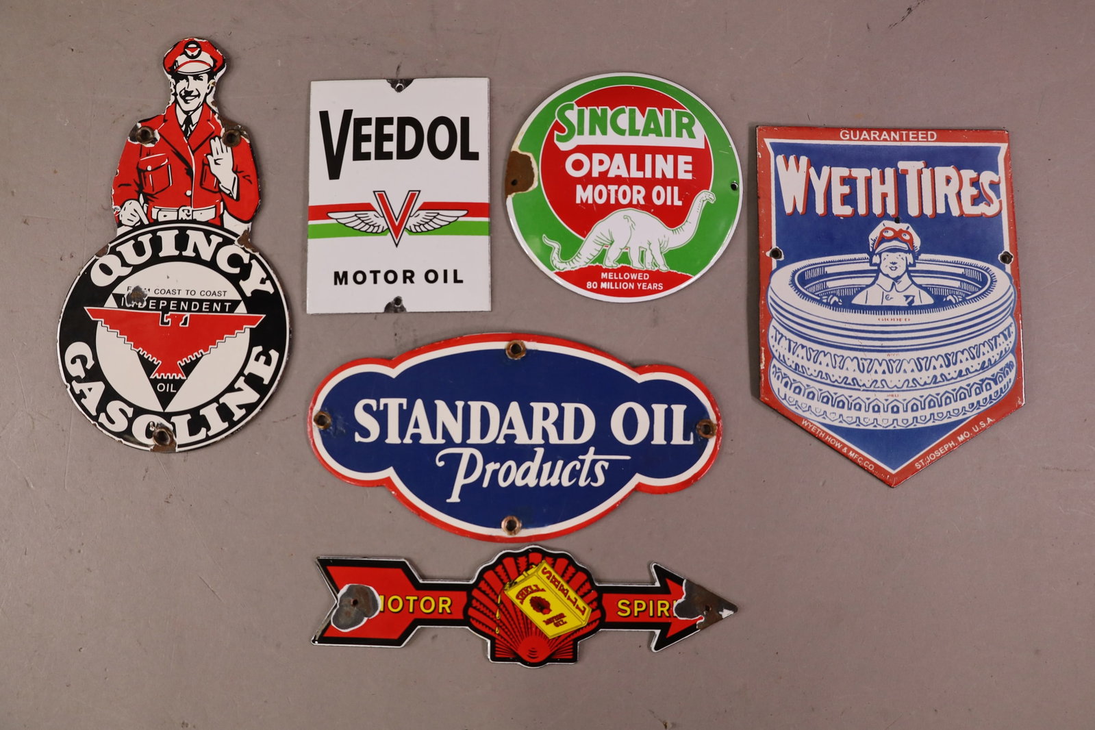 6 SMALL PORCELAIN SIGNS: REPRODUCTION SIGNS.