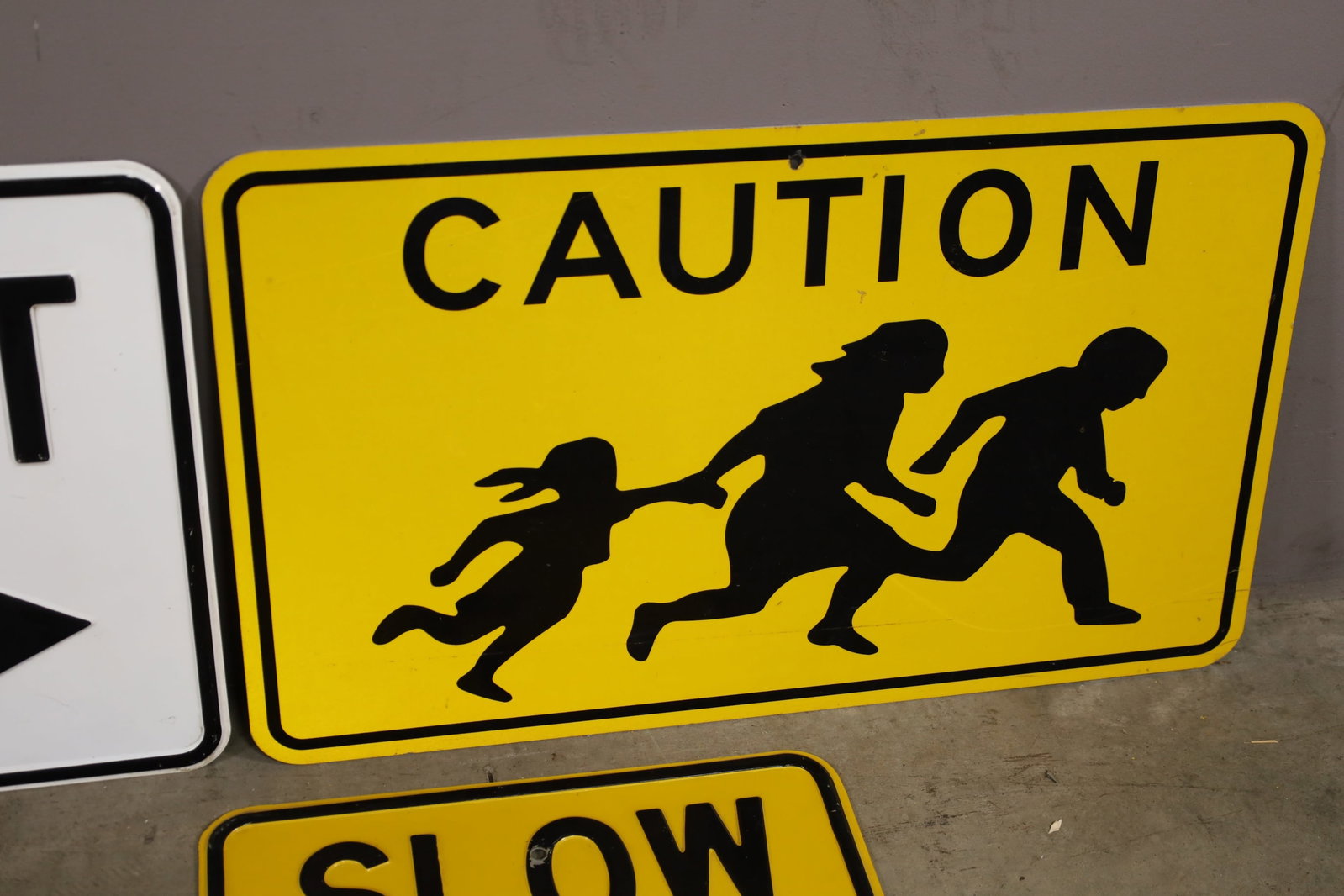 3 ROAD SIGNS - 3