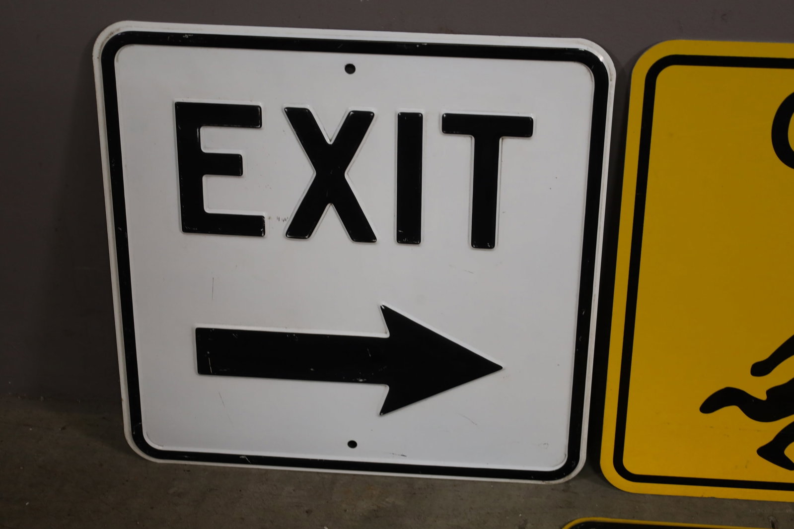 3 ROAD SIGNS - 4