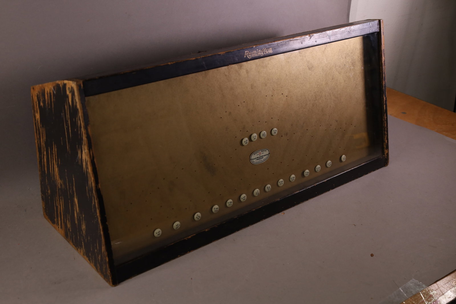 REMINGTON COUNTER TOP CASE - 2