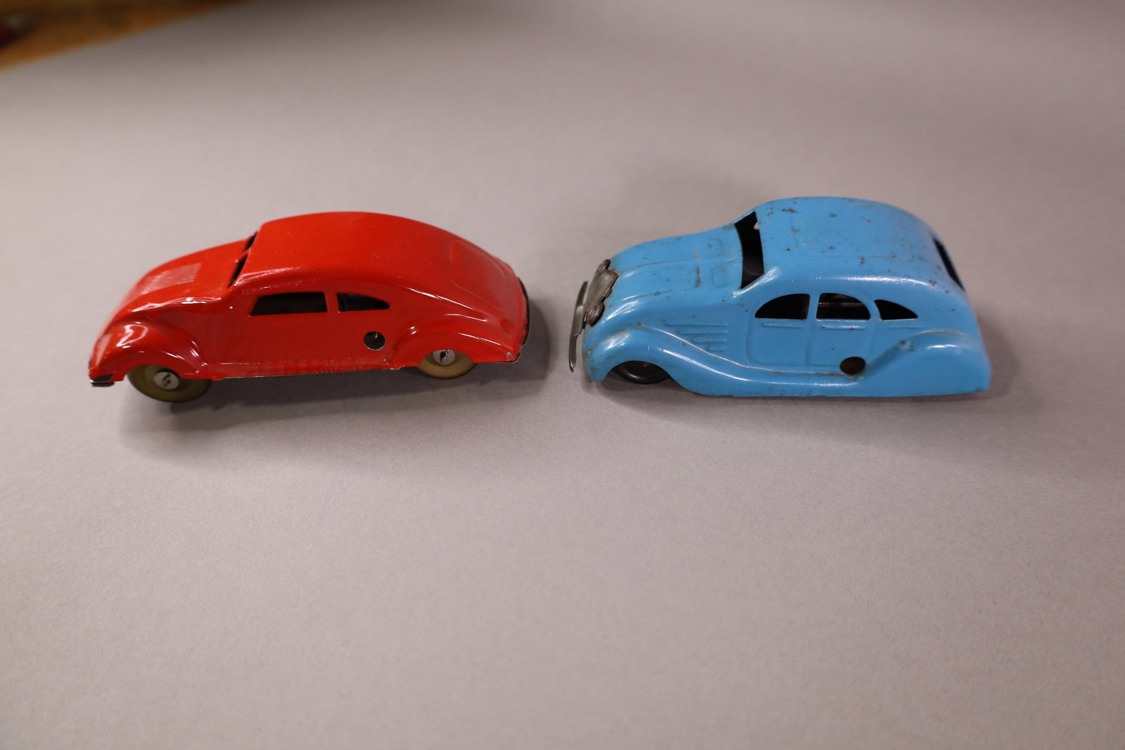 6 KEYWIND CARS - 4