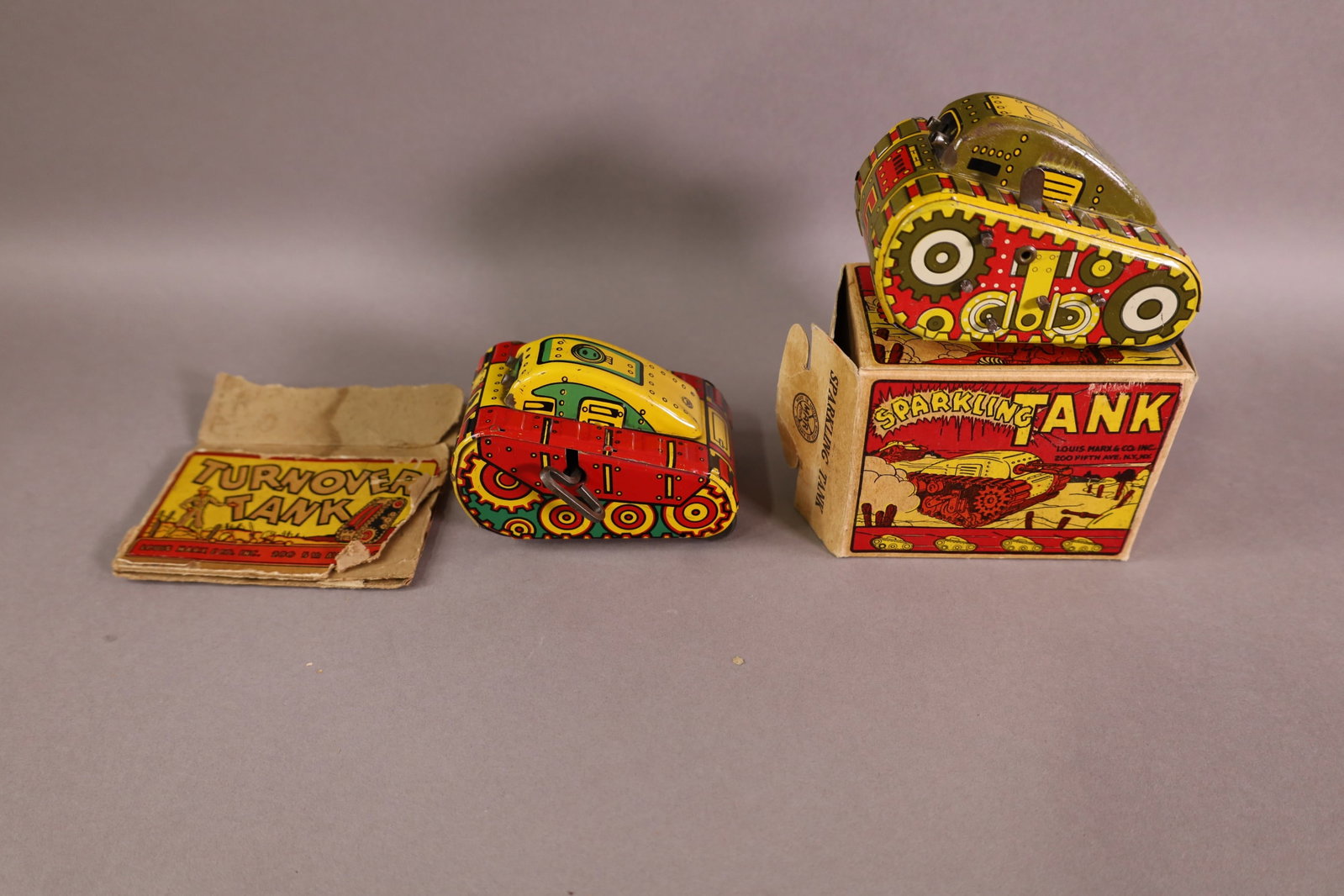 2 MARX TIN LITHO WIND UP TANKS (1 of 3)