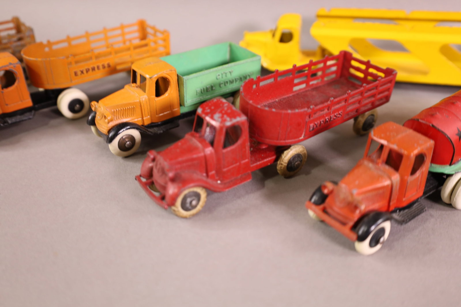 7 TOOTSIETOY TRUCKS - 3