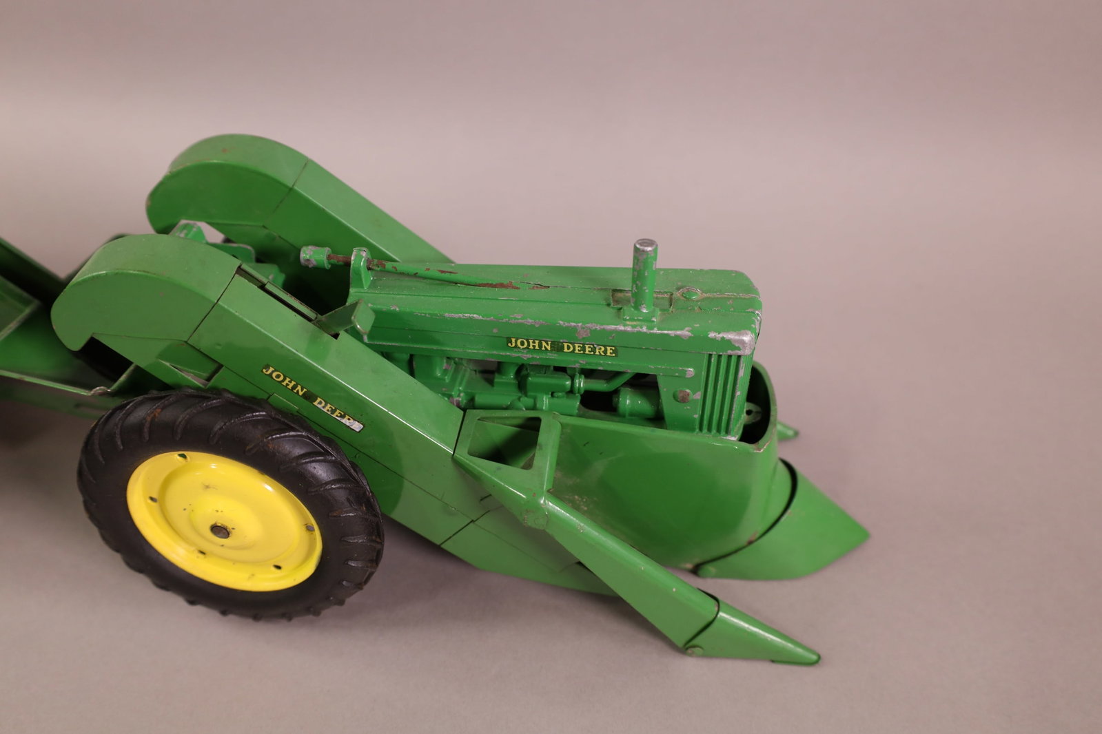 JOHN DEERE MODEL TRACTOR - 2