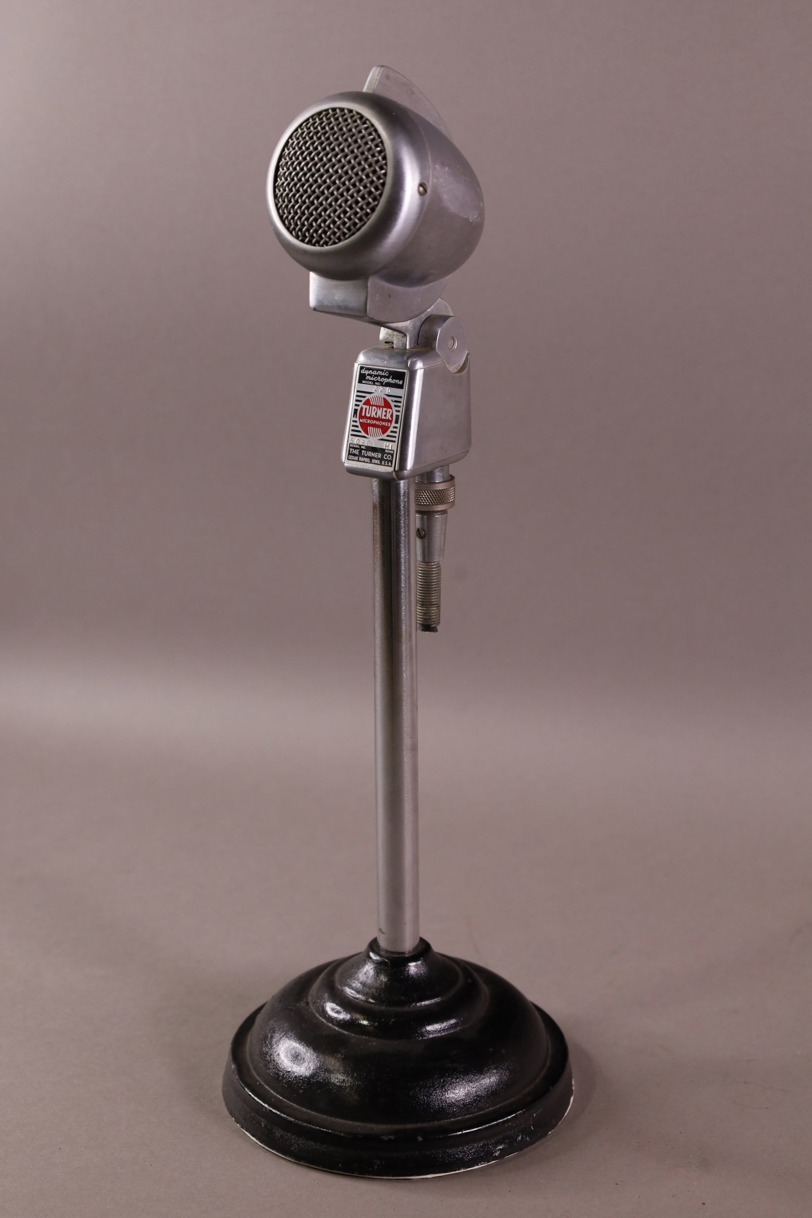 VINTAGE TURNER MICROPHONE (1 of 3)