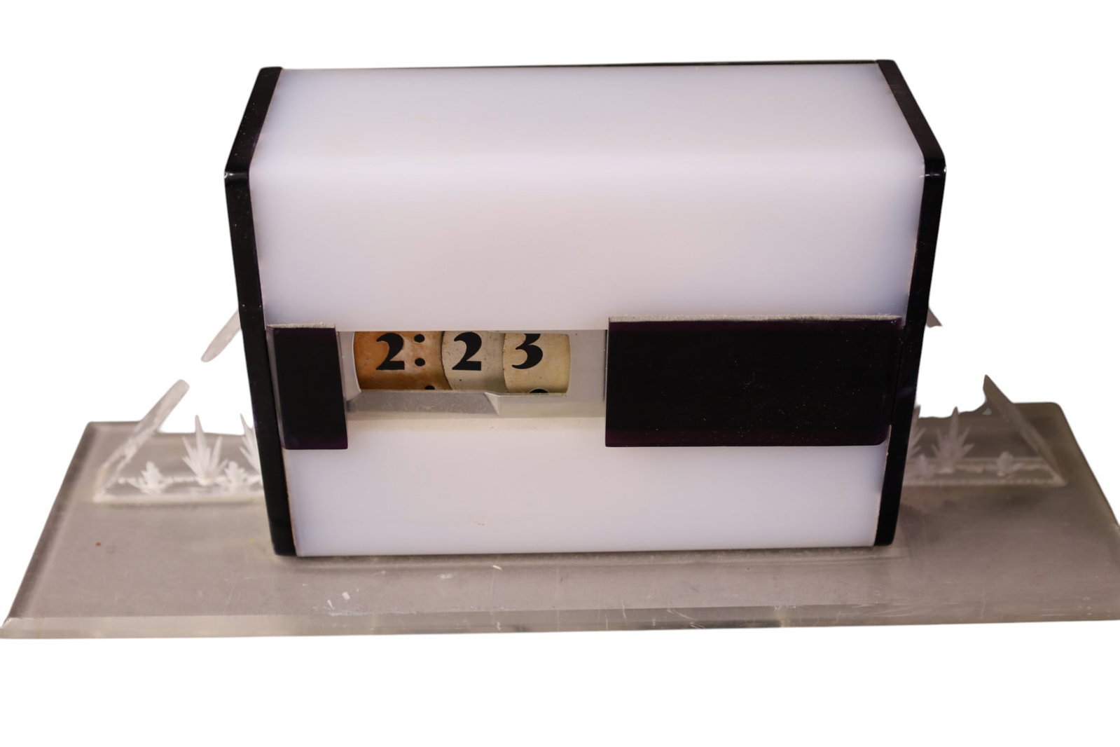 5 ART DECO ELECTRIC CLOCKS - 4