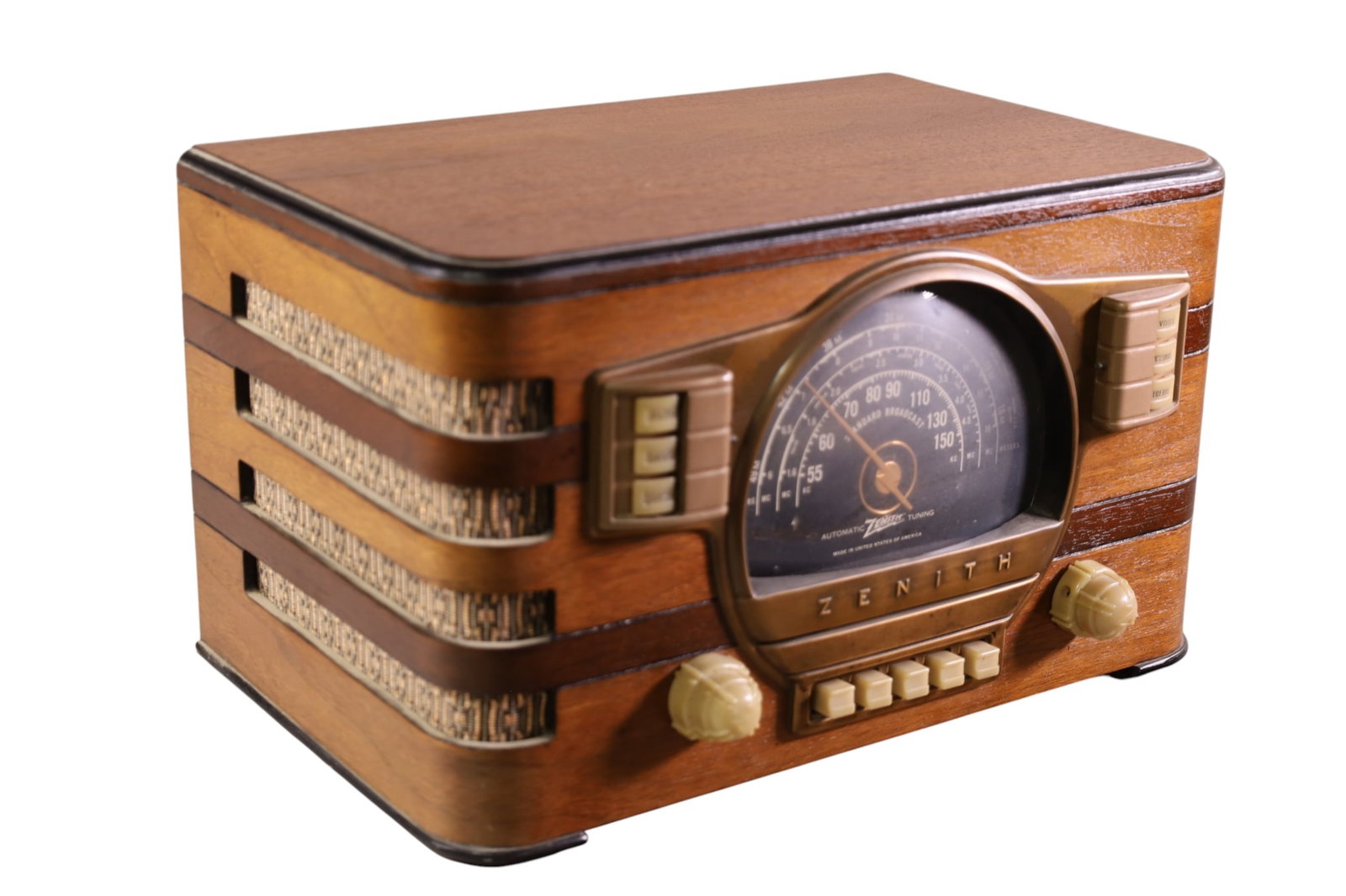 ZENITH BLACK DIAL RADIO: ZENITH 7S529 BLACK DIAL 1940'S RADIO, UNTESTED, UNKNOWN WORKING ORDER. 16" W x 10" D x 10" H.