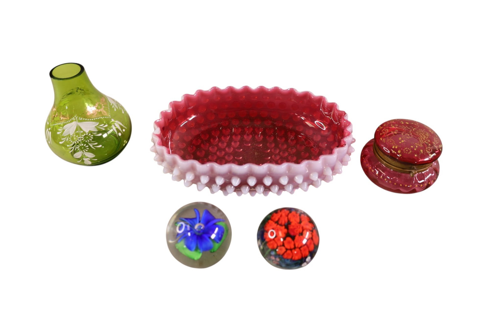 5 PCS OF GLASS: VICTORIAN CRANBERRY DRESSER JAR, BOWL, & PAPERWEIGHTS, AND VASE. CHIPS TO RIM OF BOWL.