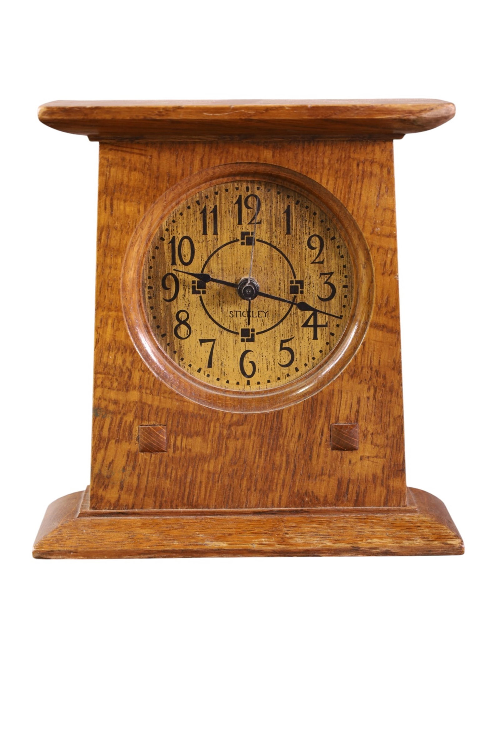 STICKLEY PRAIRIE CLOCK: L&JG STICKLEY CONTEMPORARY OAK MANTLE CLOCK, BATTERY OP. ALL CLOCKS ARE SOLD AS IS WE DO NOT GUARANTEE WORKING ORDER. 8" W x 8 1/2" H.