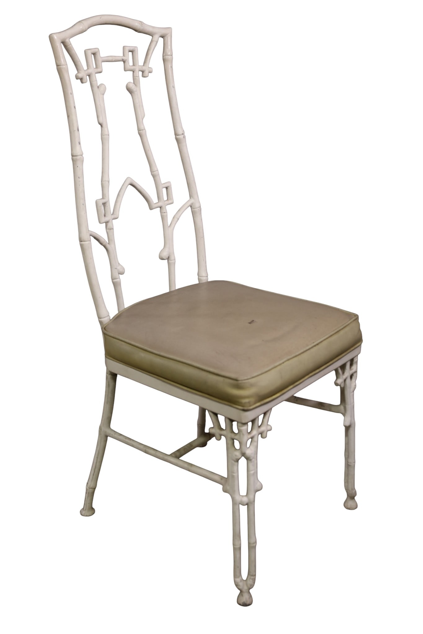 PATIO TABLE & 4 CHAIRS - 2