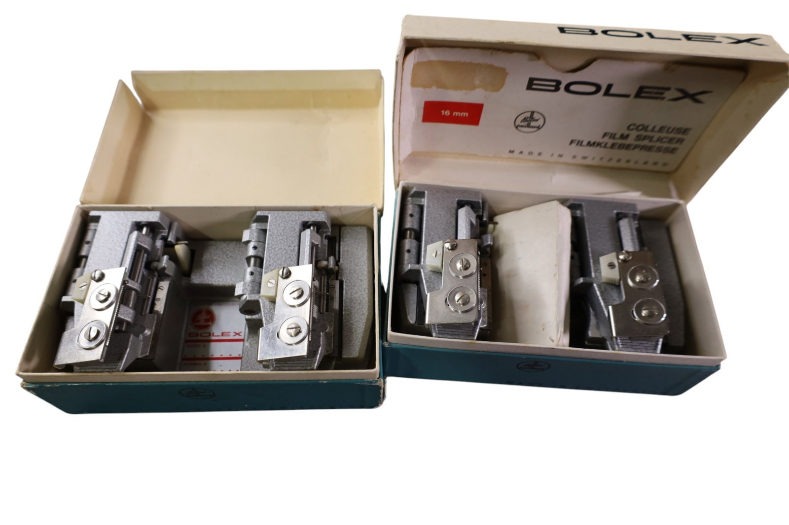 VINTAGE CAMERA AND ACCESSORIES - 2