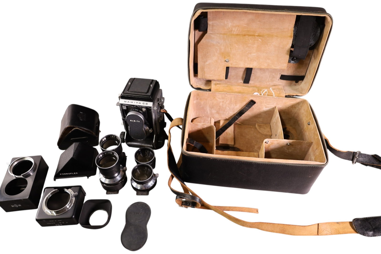 VINTAGE CAMERA AND ACCESSORIES - 6