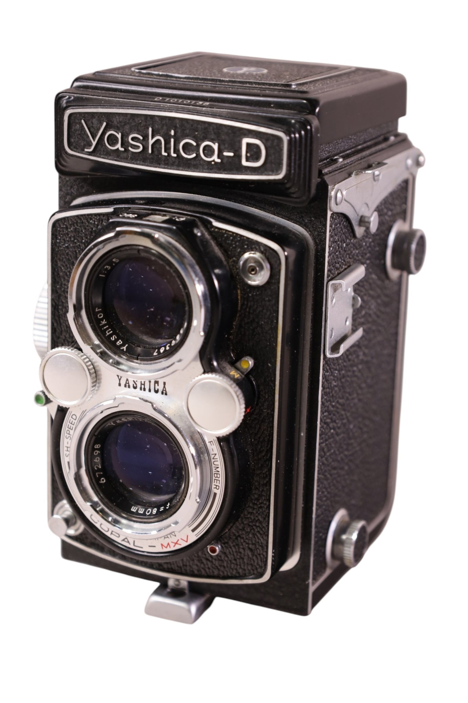 VINTAGE YASHICA CAMERA: YASHICA-D VINTAGE MEDIUM FORMAT TWIN REFLEX CAMERA