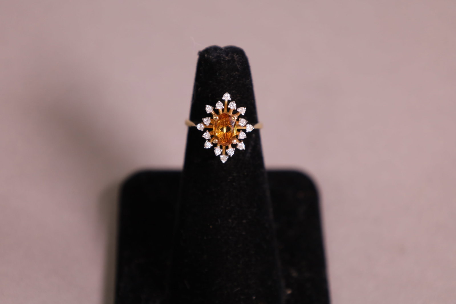 14K GOLD RING: 14K GOLD RING WITH CITRINE AND DIAMOND. SIZE 4.5. APPROX 3 GRAMS