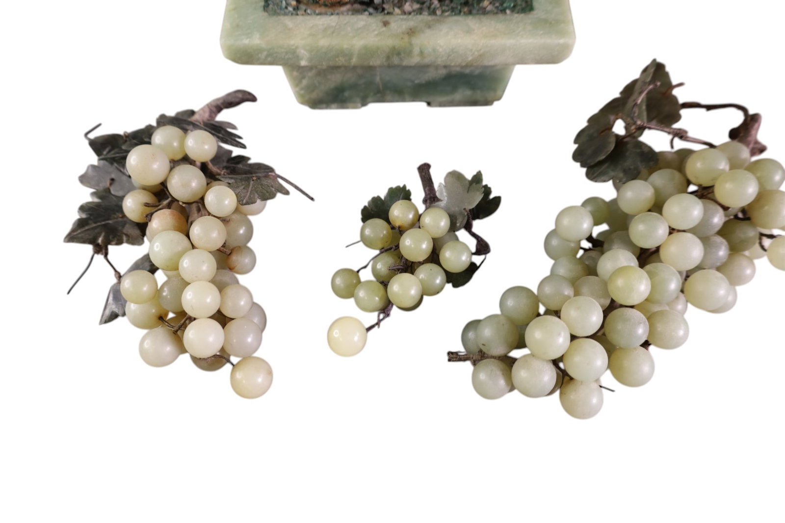 JADE TREE & GRAPE CLUSTERS - 2