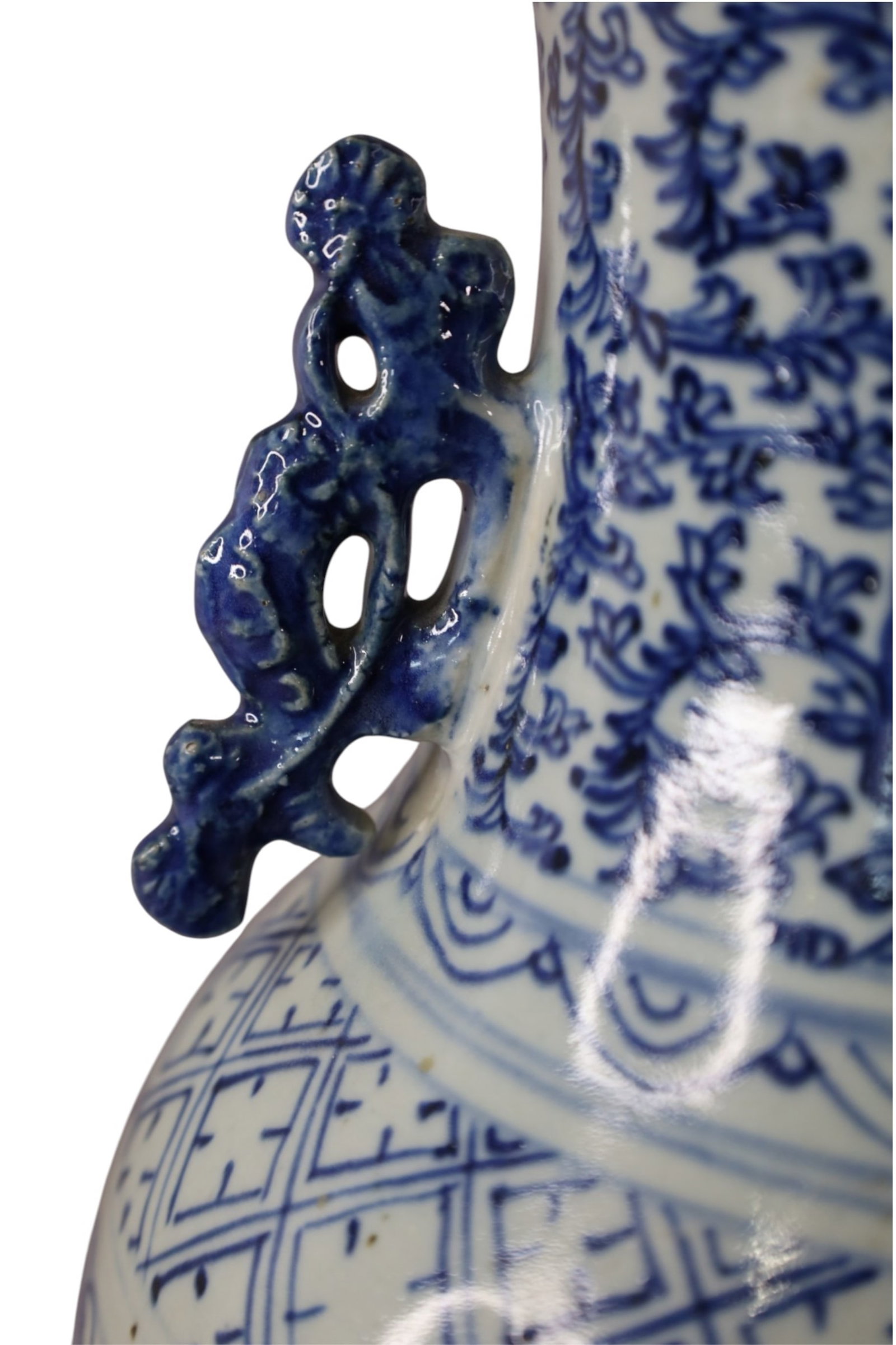 CHINESE PORCELAIN VASE - 2