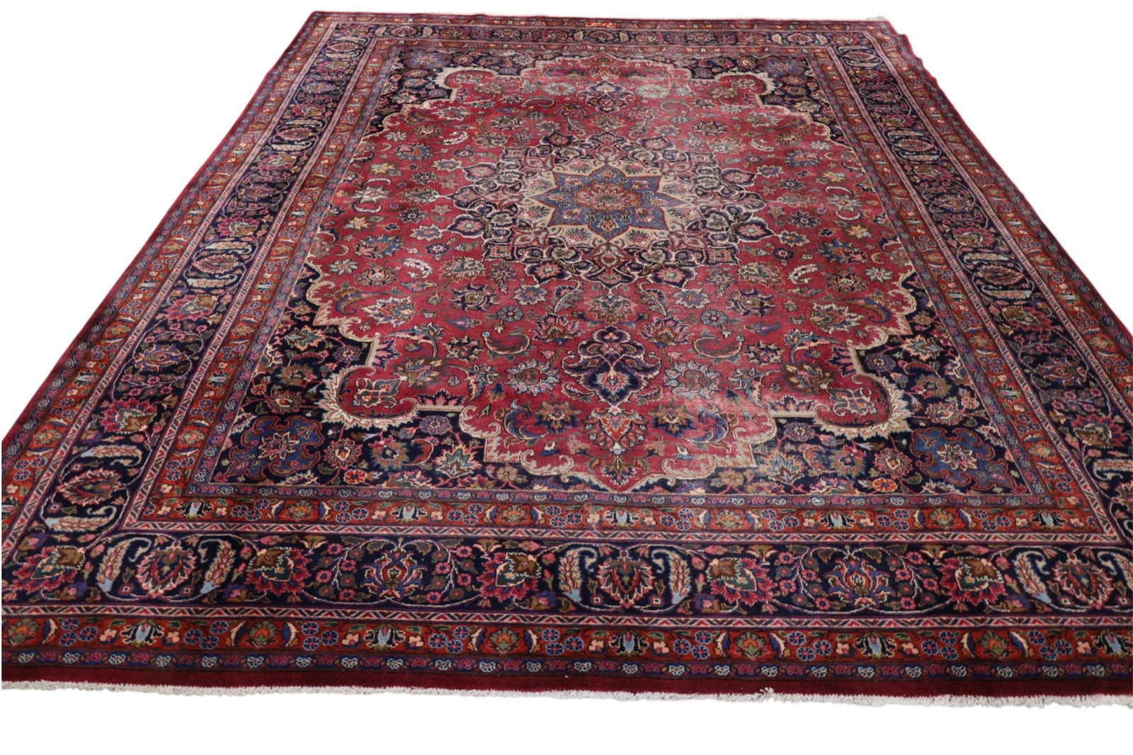 APPROX 9' 10" x 12' 6" HANDMADE WOOL RUG: AREAS OF LOW PILE,