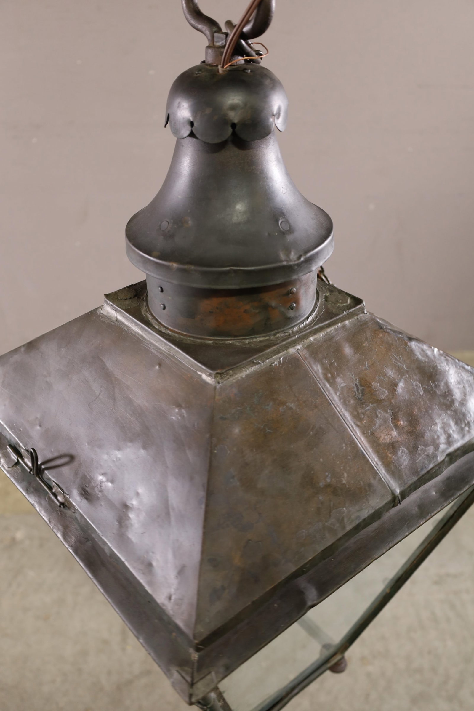 LARGE COPPER HALL LIGHT - 2