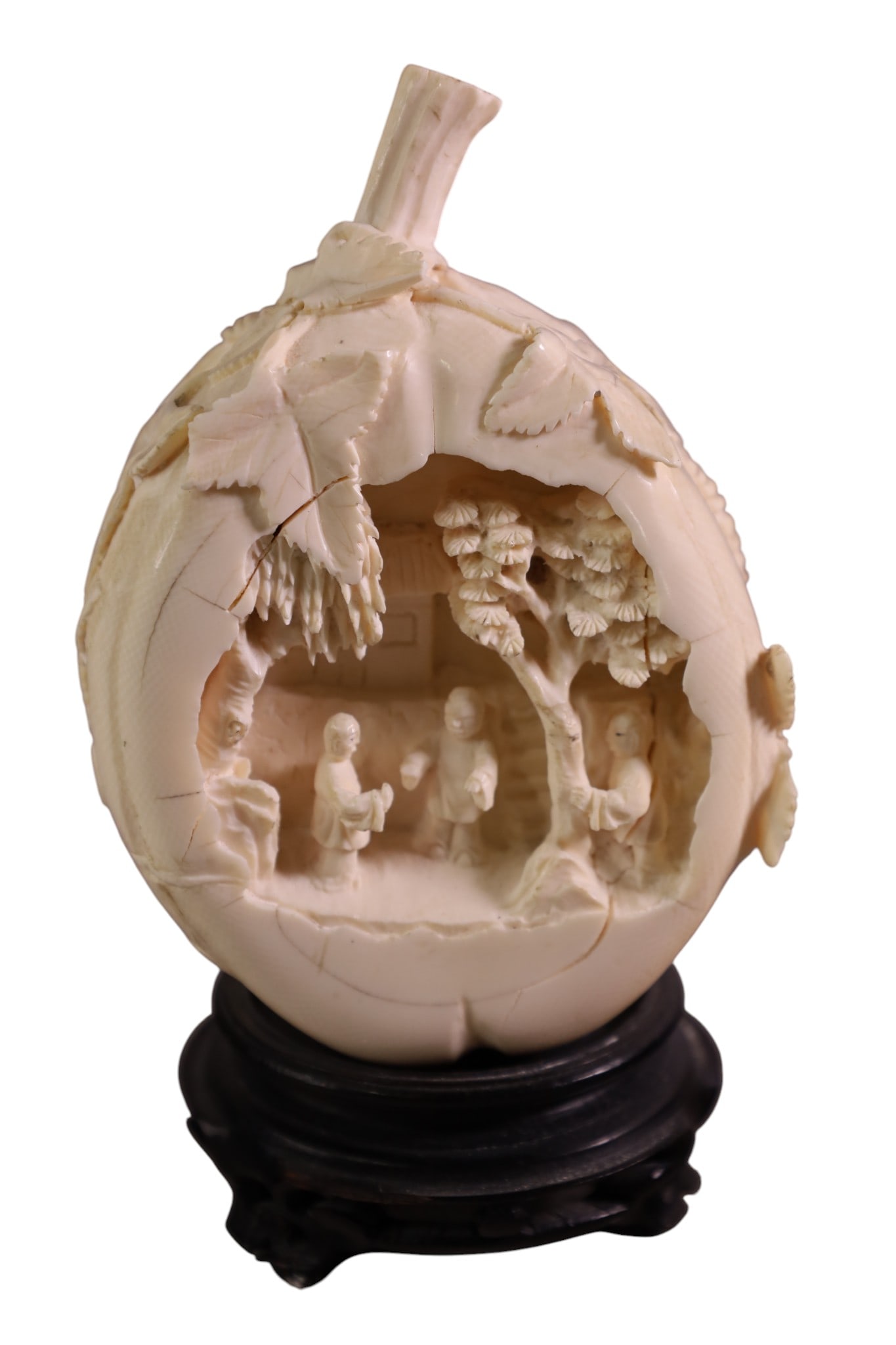 CARVED BONE DIARAMA (1 of 2)