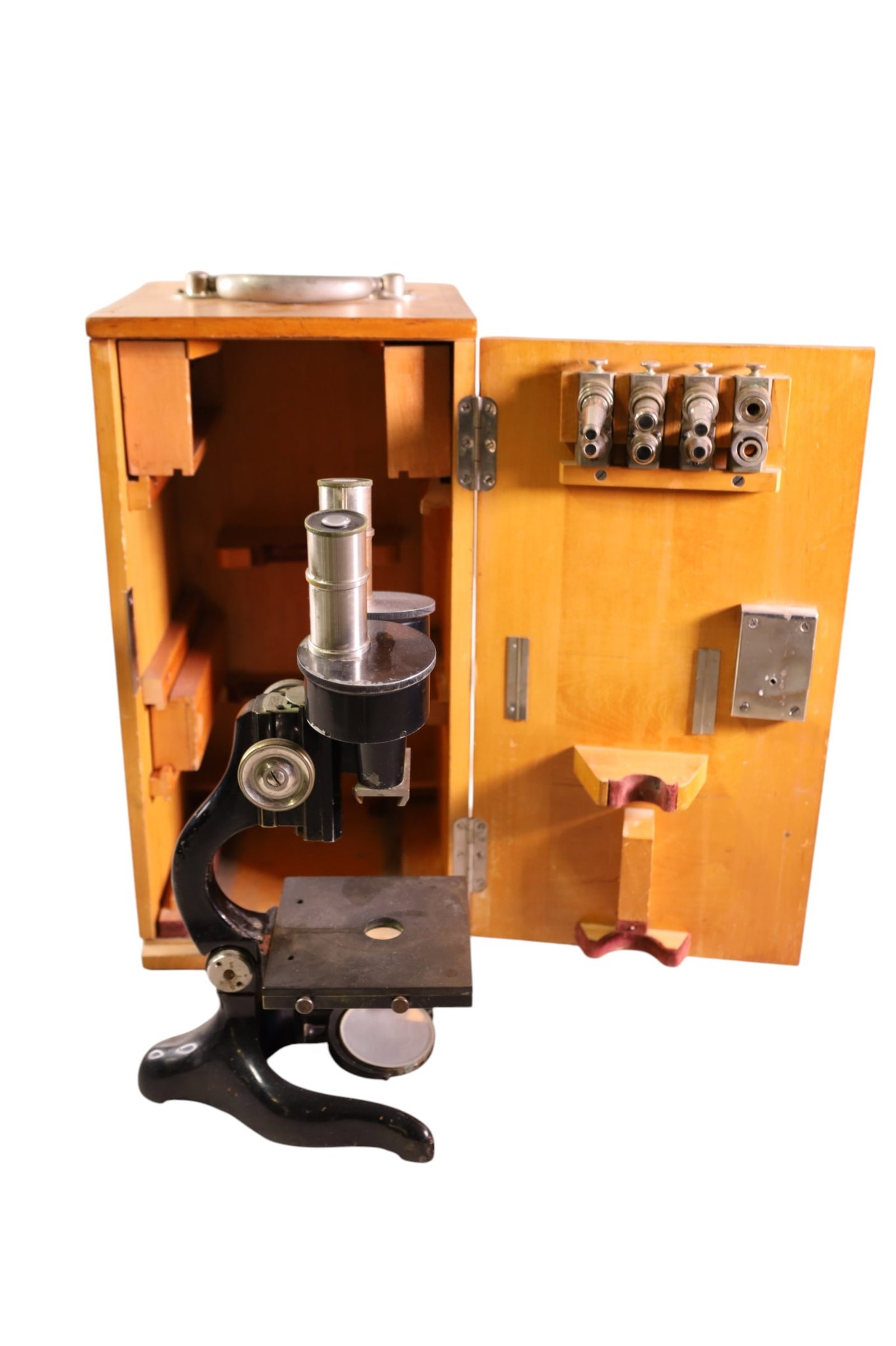 MICROSCOPE IN CASE (1 of 4)