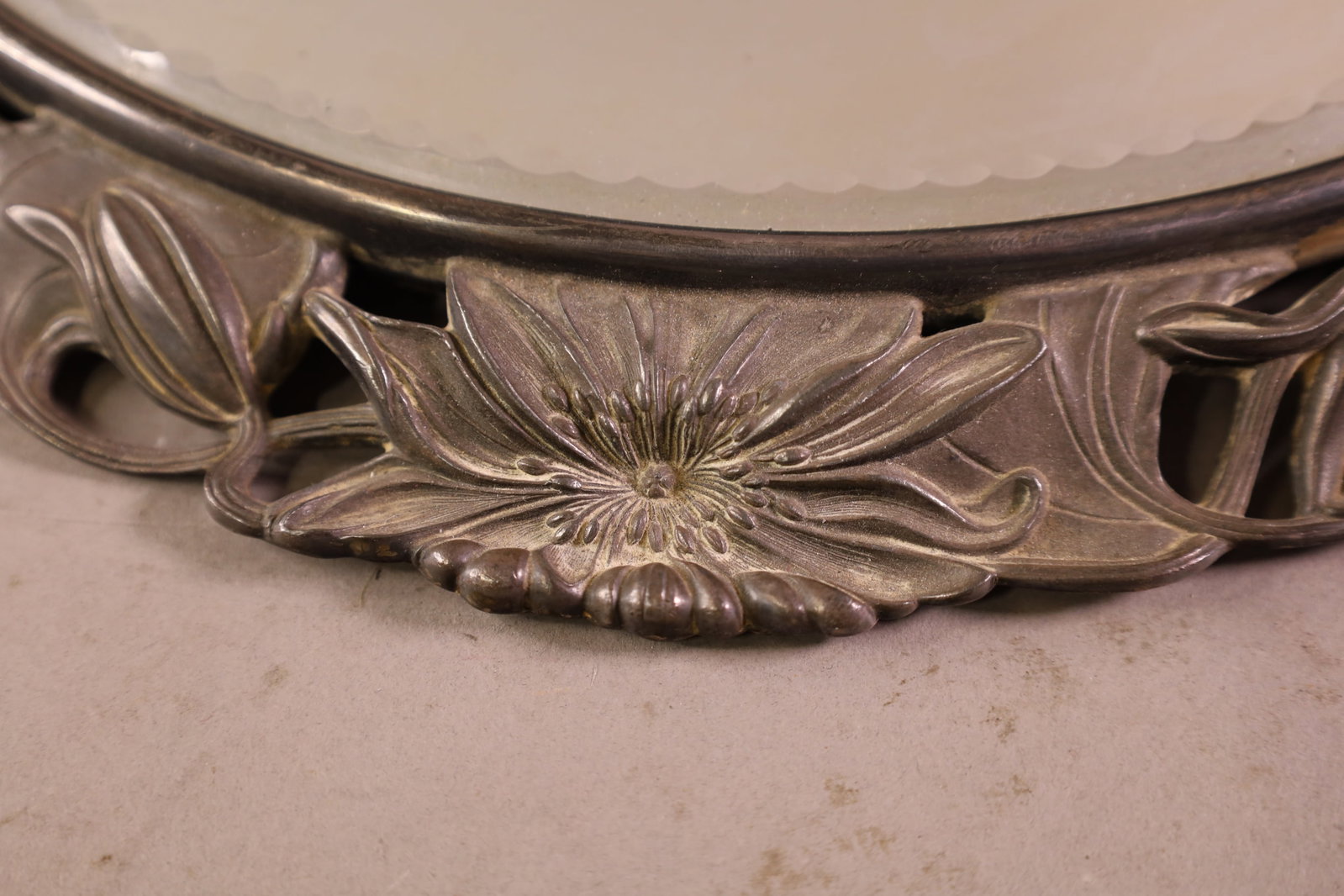 VICTORIAN PLATEAU MIRROR - 2