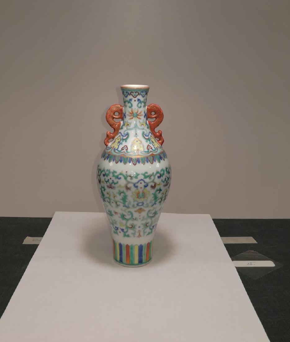 Chinese Colourful Porcelain Vase DaQingDaoGuangNianZhi (1 of 9)