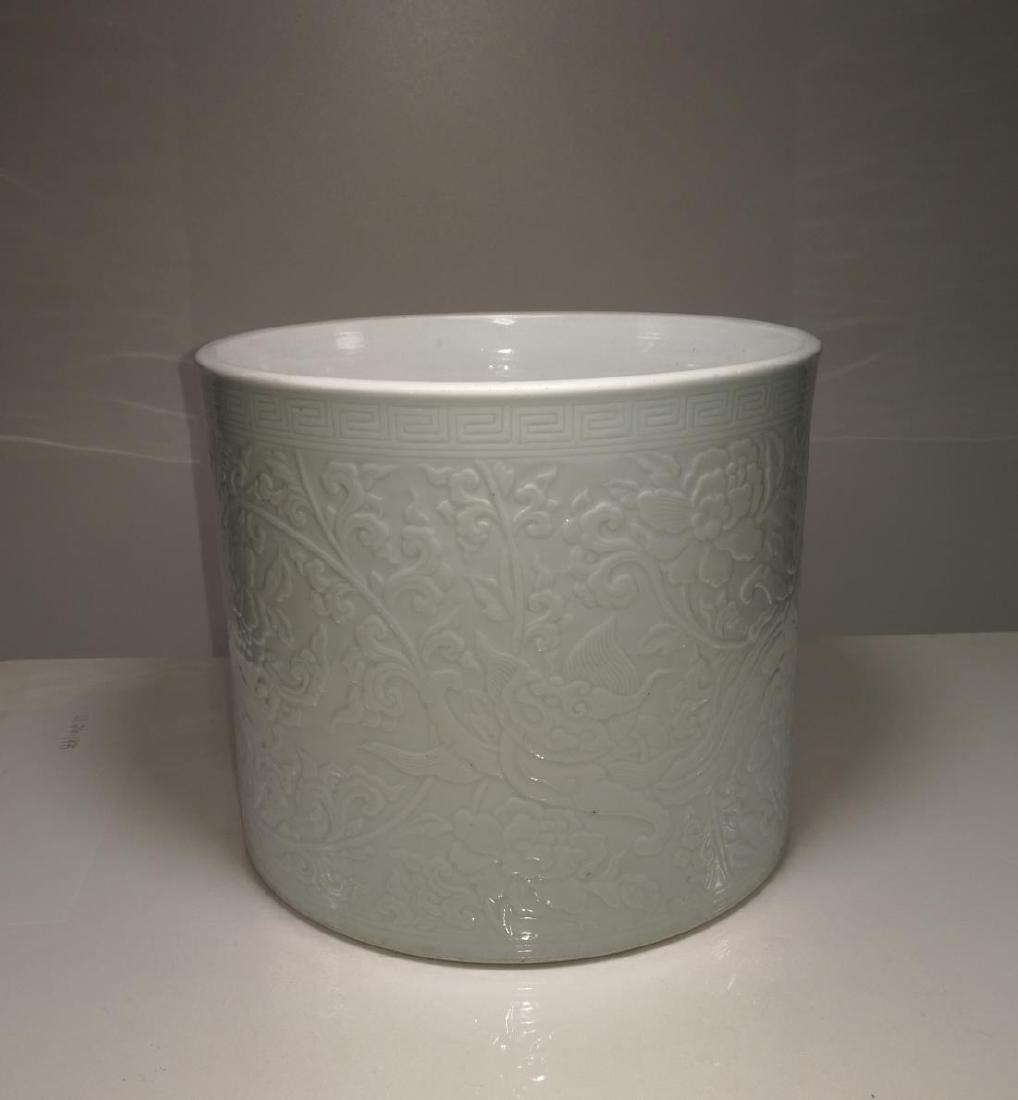 Chinese Porcelain Brushpot Da Qing Kangxi Nian Zhi Mark (1 of 10)