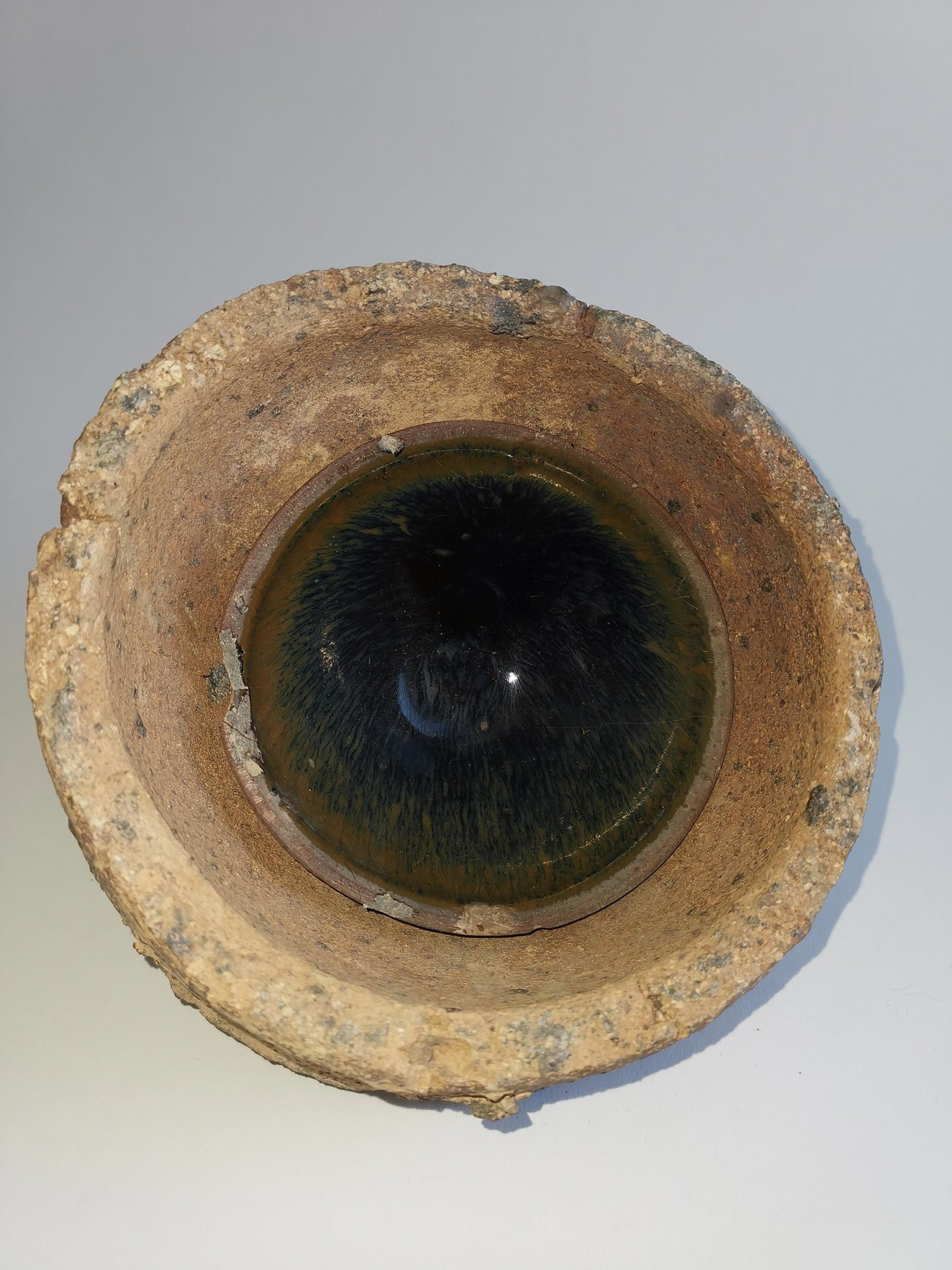 ANTIQUE JIANYAO CUP AND MOULD: ANTIQUE JIANYAO CUP AND MOULD. D 7 1/2 INCHES, H 5 INCHES.
