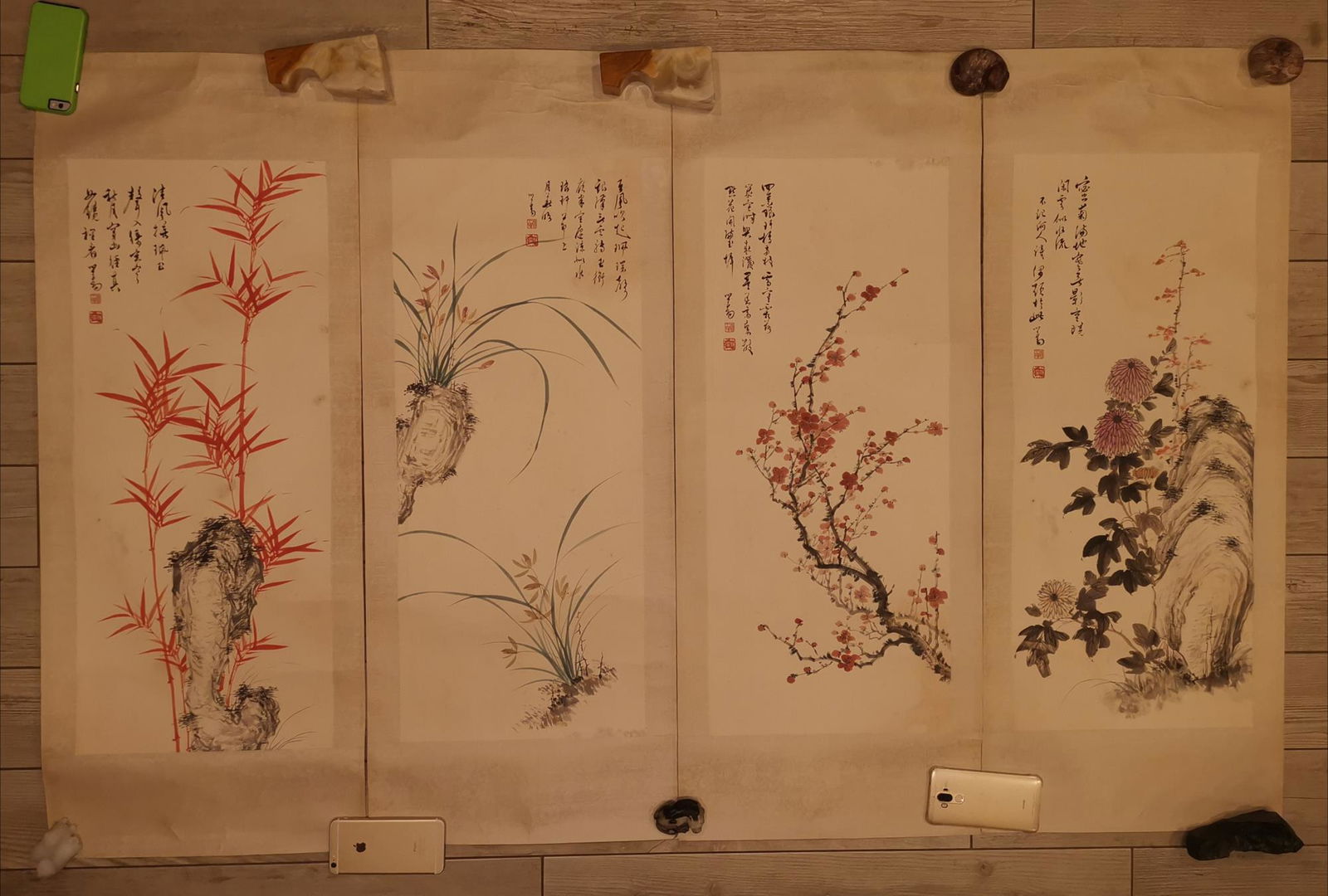 FOUR CHINESE PAINTING SCREEN SIGNED PU RU: FOUR CHINESE PAINTING SCREEN OF PLUM, ORCHID, BAMBOO, CHRYSANTHEMUM, SIGNED BY ARTIST PU RU (1895 - 1963). EACH PAINTING SIZE 13 3/8 X 31 3/4 INCHES.