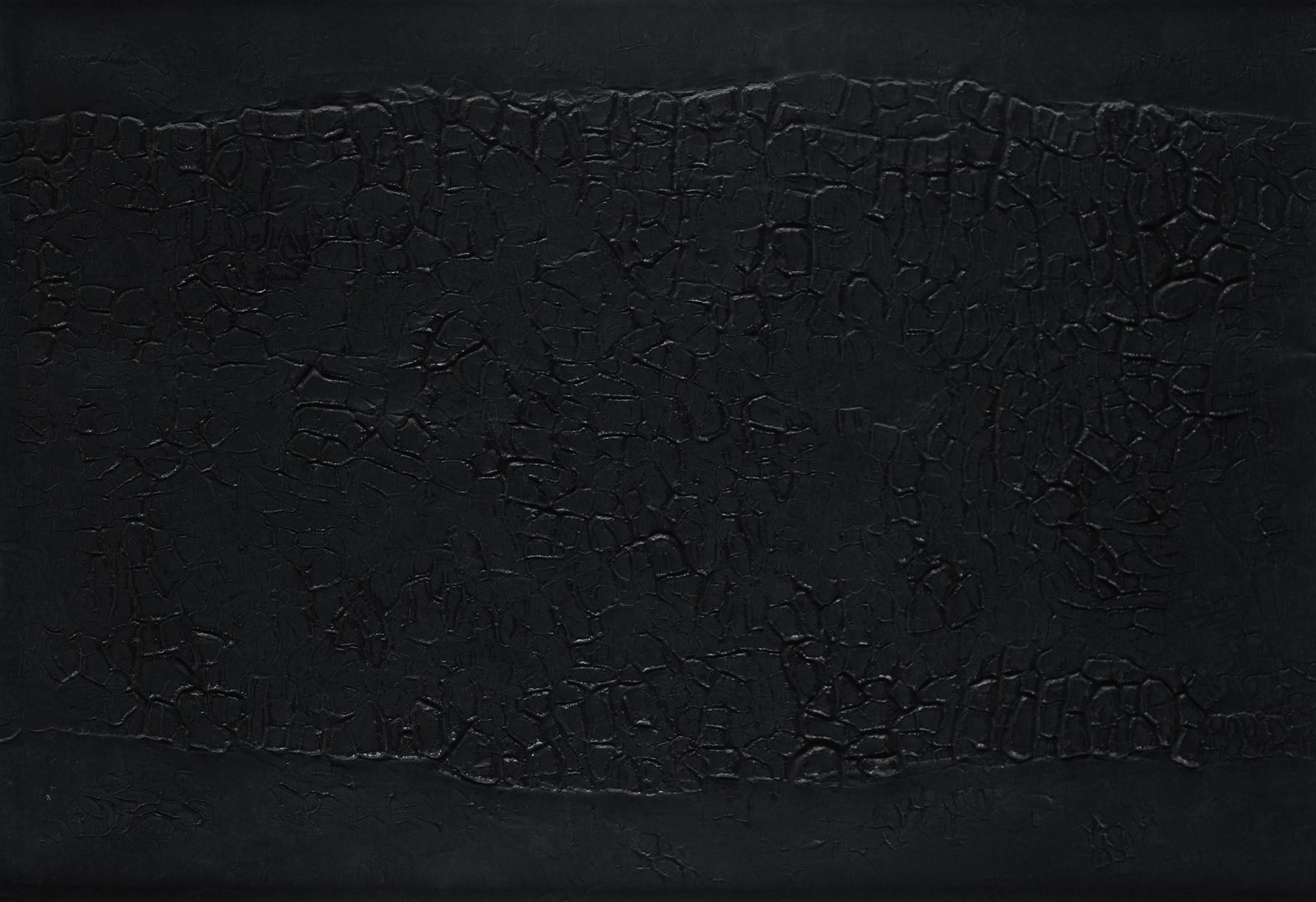 Alberto Burri (CittÃ Di Castello, 1915 - Nizza, 1995) - Cretto nero A, 1971: Acquaforte acquatinta e calcografia su carta Fabriano Rosaspina, mm. 670x965; es. 50/90. Firma in basso a destra; tiratura in basso a sinistra. Bibliografia 2003, M. Calvesi, C. Sarteanesi, Burri. Gra