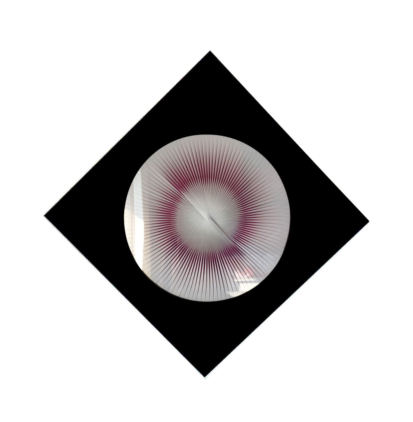 Alberto Biasi (Padova, 1937) - Visione dinamica circolare, 1964: Torsione di lamelle in PVC su tavola, diametro cm. 21.