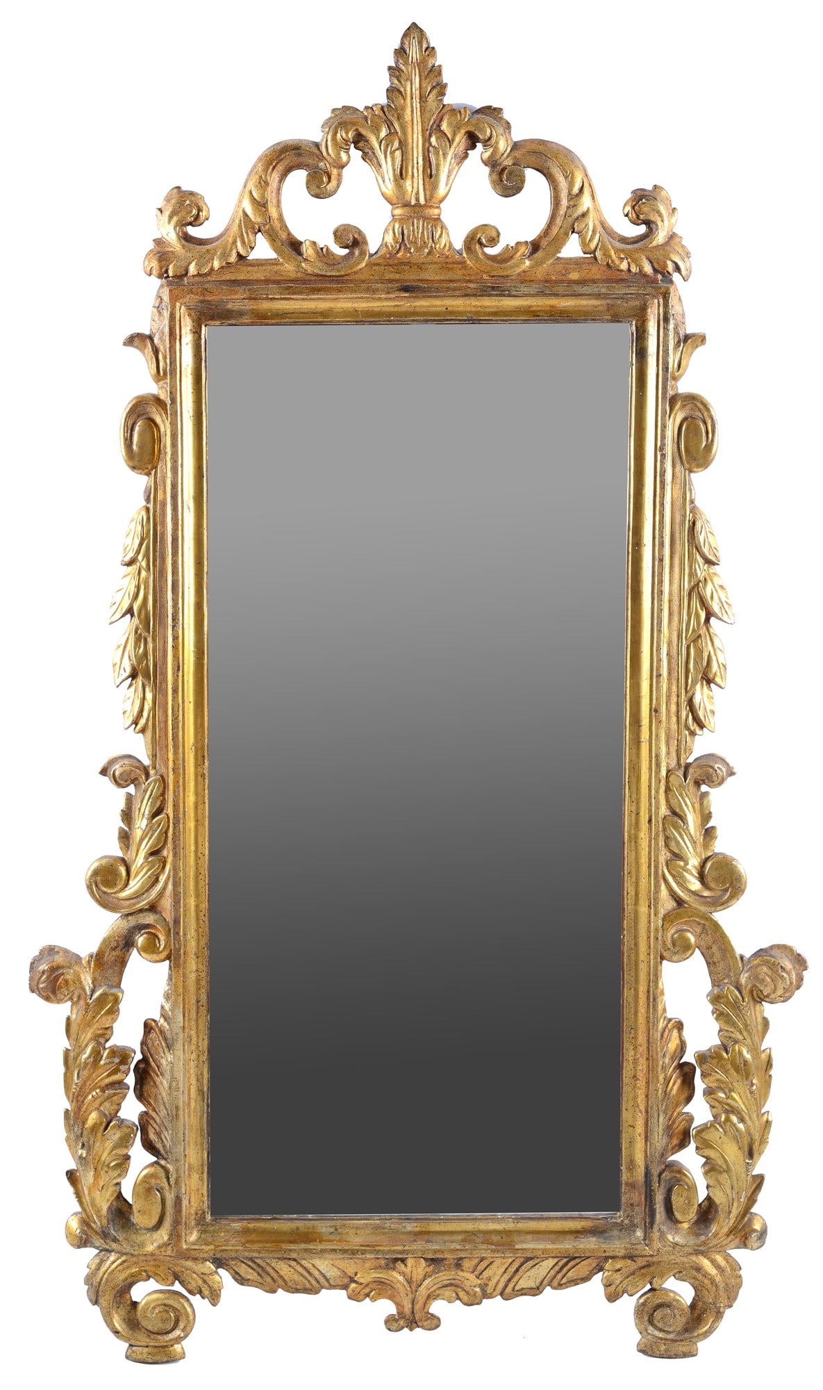 Specchiera: In legno dorato e intagliato, cimasa con giglio. XVIII sec. cm. 143x84; cm. 96x44 (luce).