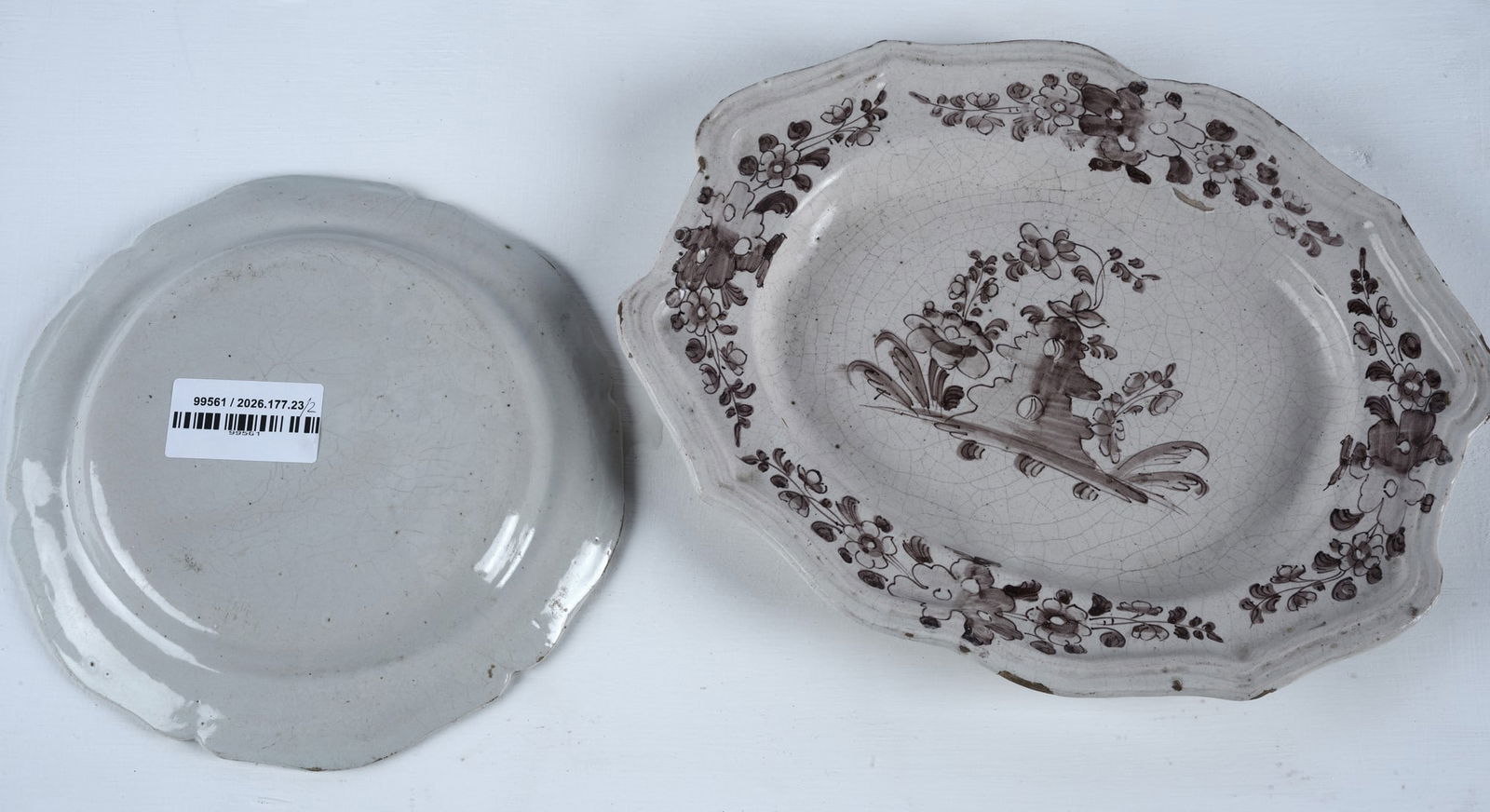 Piatto e vassoio - 2